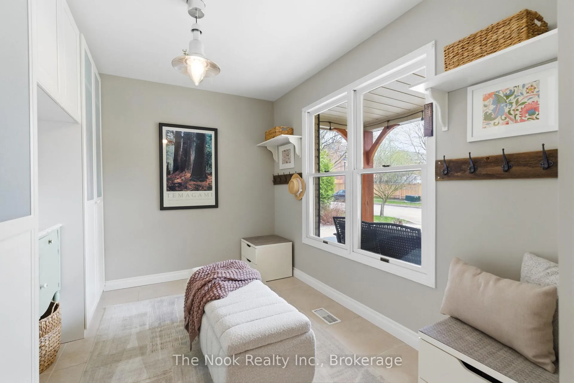 Photo 6 of 43 Carmody Lane, Uxbridge — HOMEH