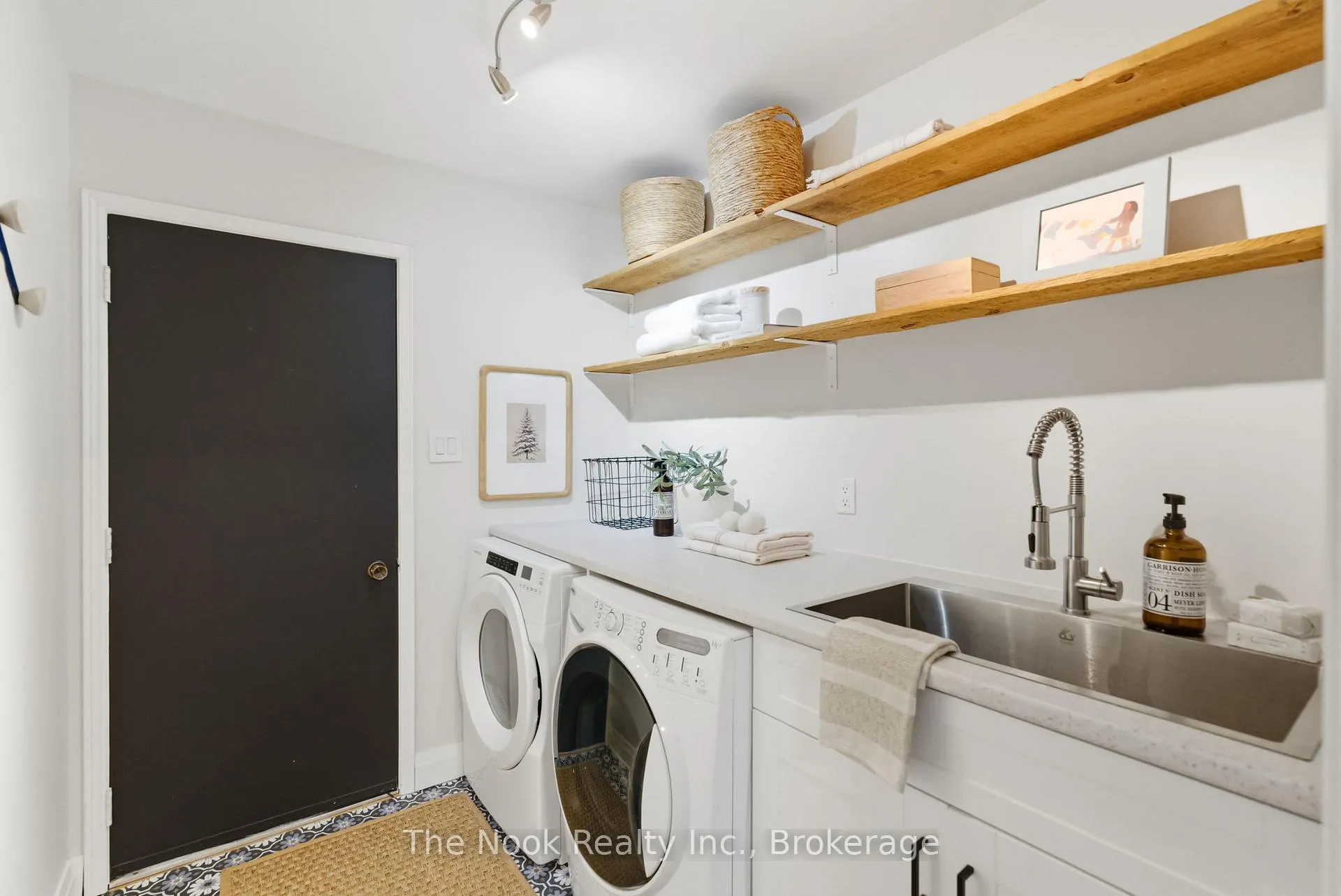 Photo 28 of 43 Carmody Lane, Uxbridge — HOMEH