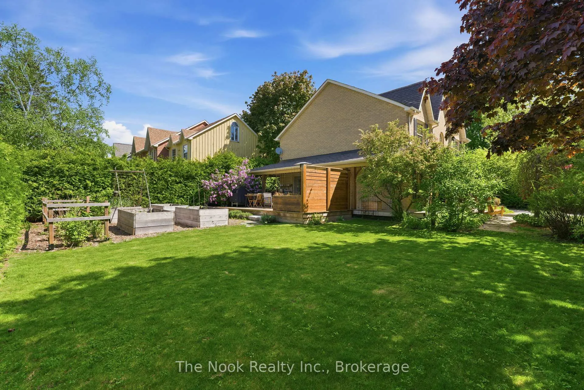 Photo 47 of 43 Carmody Lane, Uxbridge — HOMEH