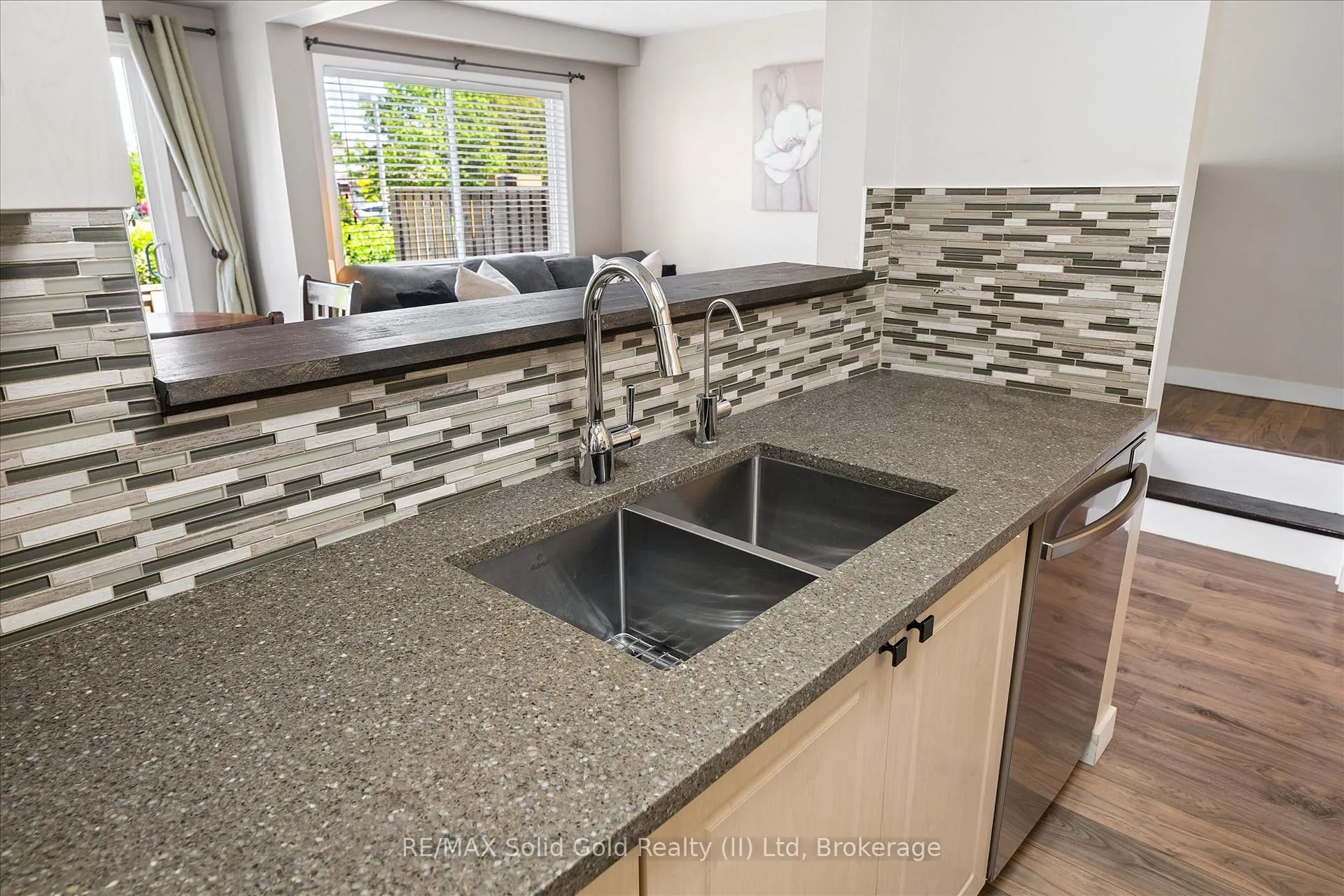 Photo 13 of Unit 5, 15 Gregg Court, Kitchener, Idlewood — HOMEH