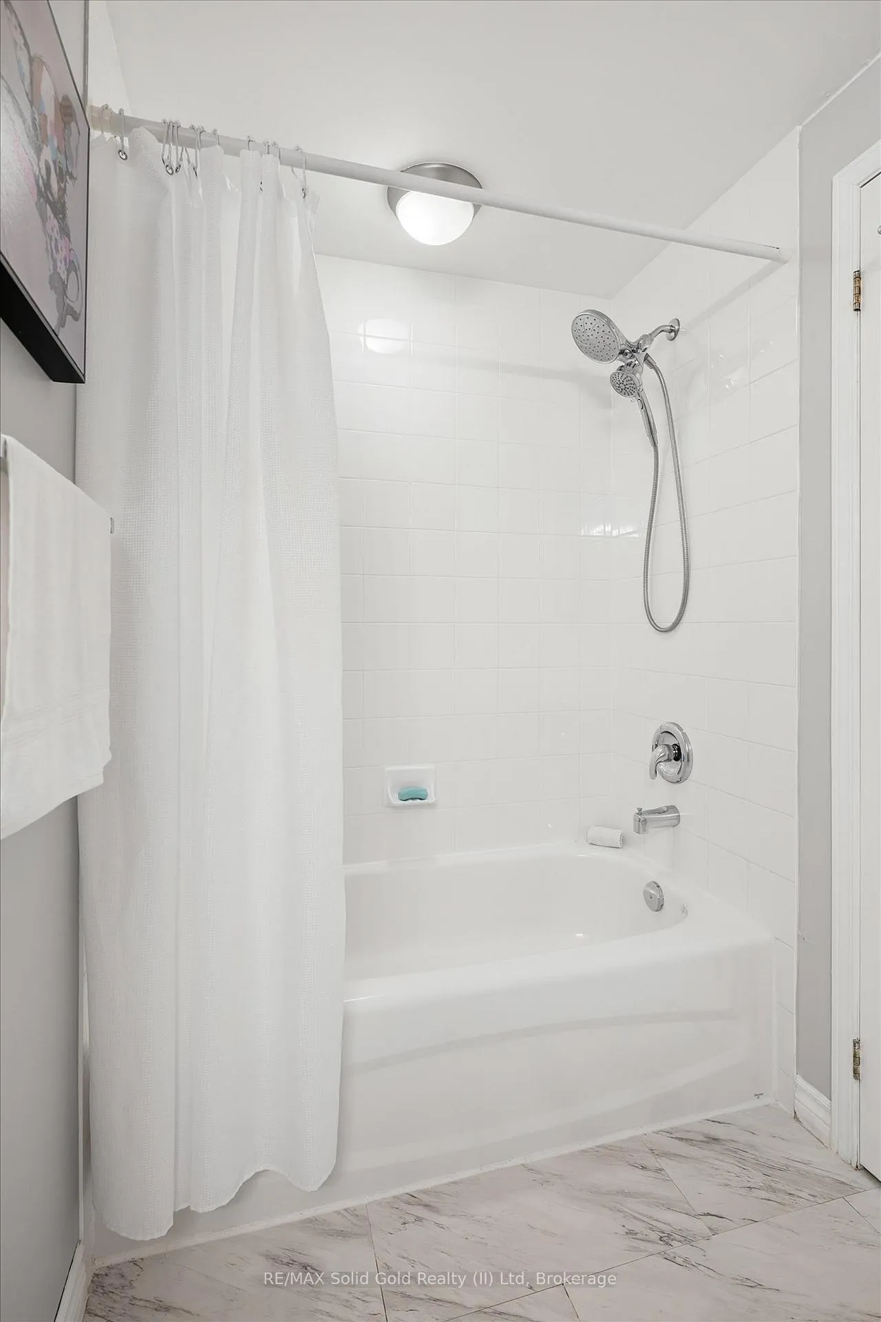 Photo 24 of Unit 5, 15 Gregg Court, Kitchener, Idlewood — HOMEH