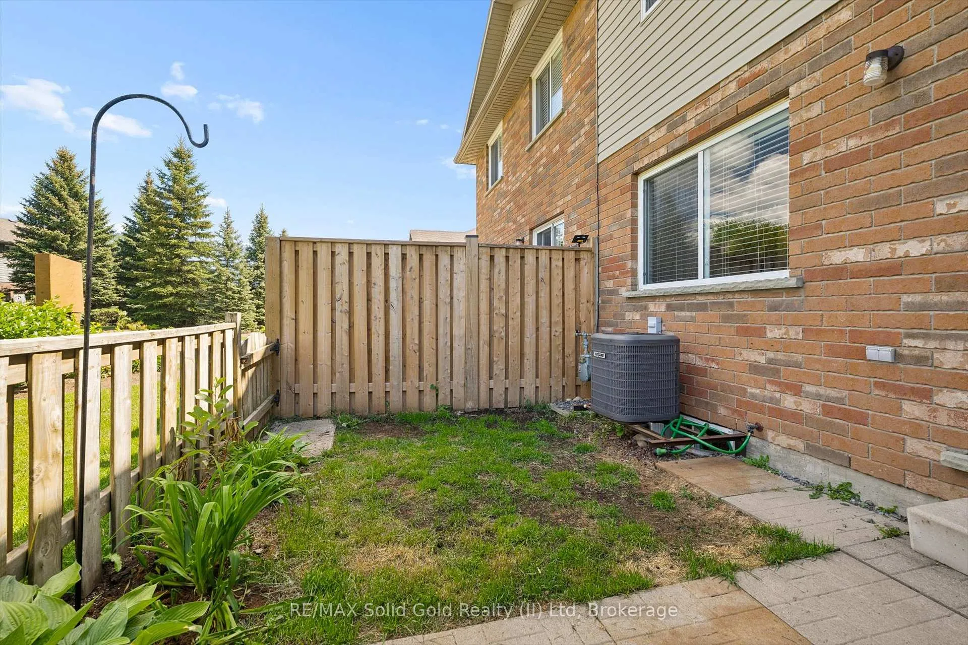 Photo 37 of Unit 5, 15 Gregg Court, Kitchener, Idlewood — HOMEH