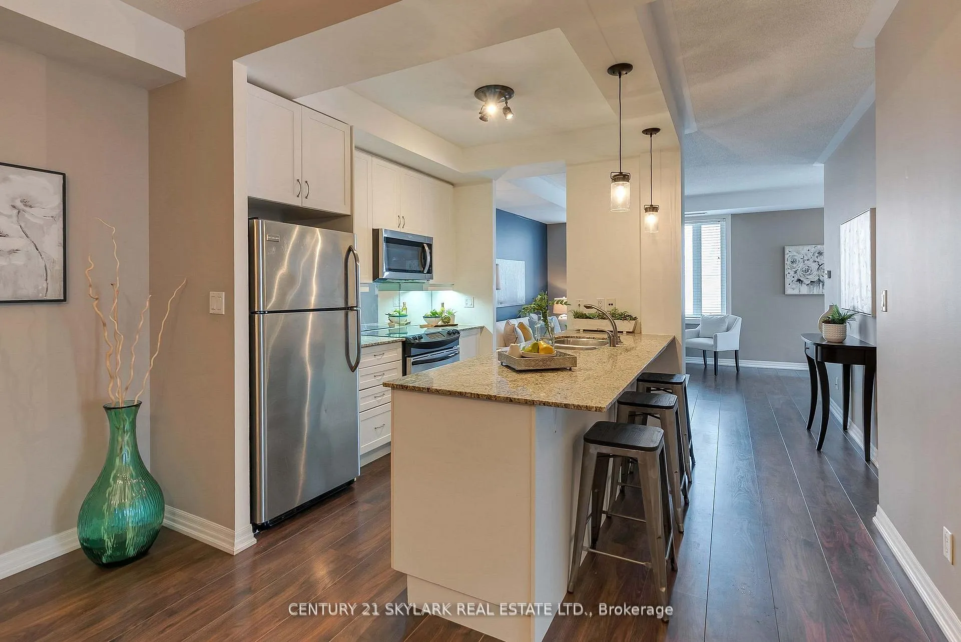 Photo 8 of Unit 516, 245 Dalesford Road, Etobicoke, Stonegate-Queensway — HOMEH