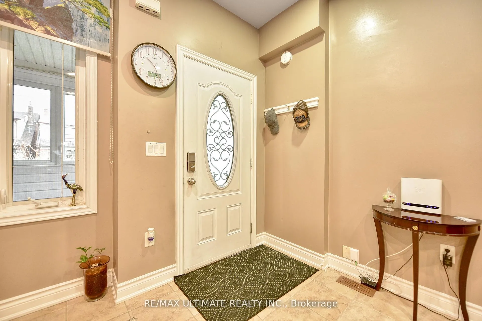 Photo 12 of 227 Earlscourt Avenue, Toronto, Caledonia-Fairbank — HOMEH