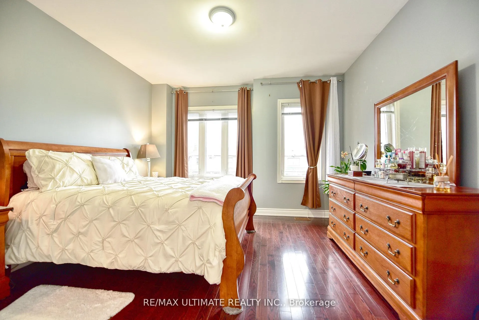 Photo 15 of 227 Earlscourt Avenue, Toronto, Caledonia-Fairbank — HOMEH