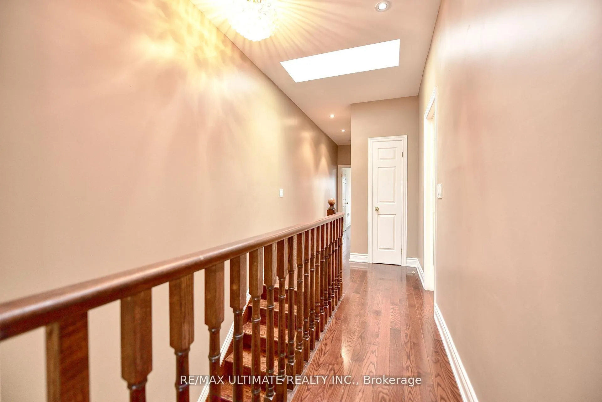 Photo 17 of 227 Earlscourt Avenue, Toronto, Caledonia-Fairbank — HOMEH