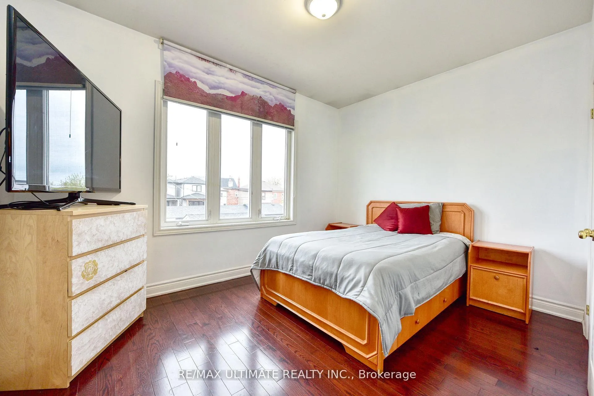 Photo 20 of 227 Earlscourt Avenue, Toronto, Caledonia-Fairbank — HOMEH