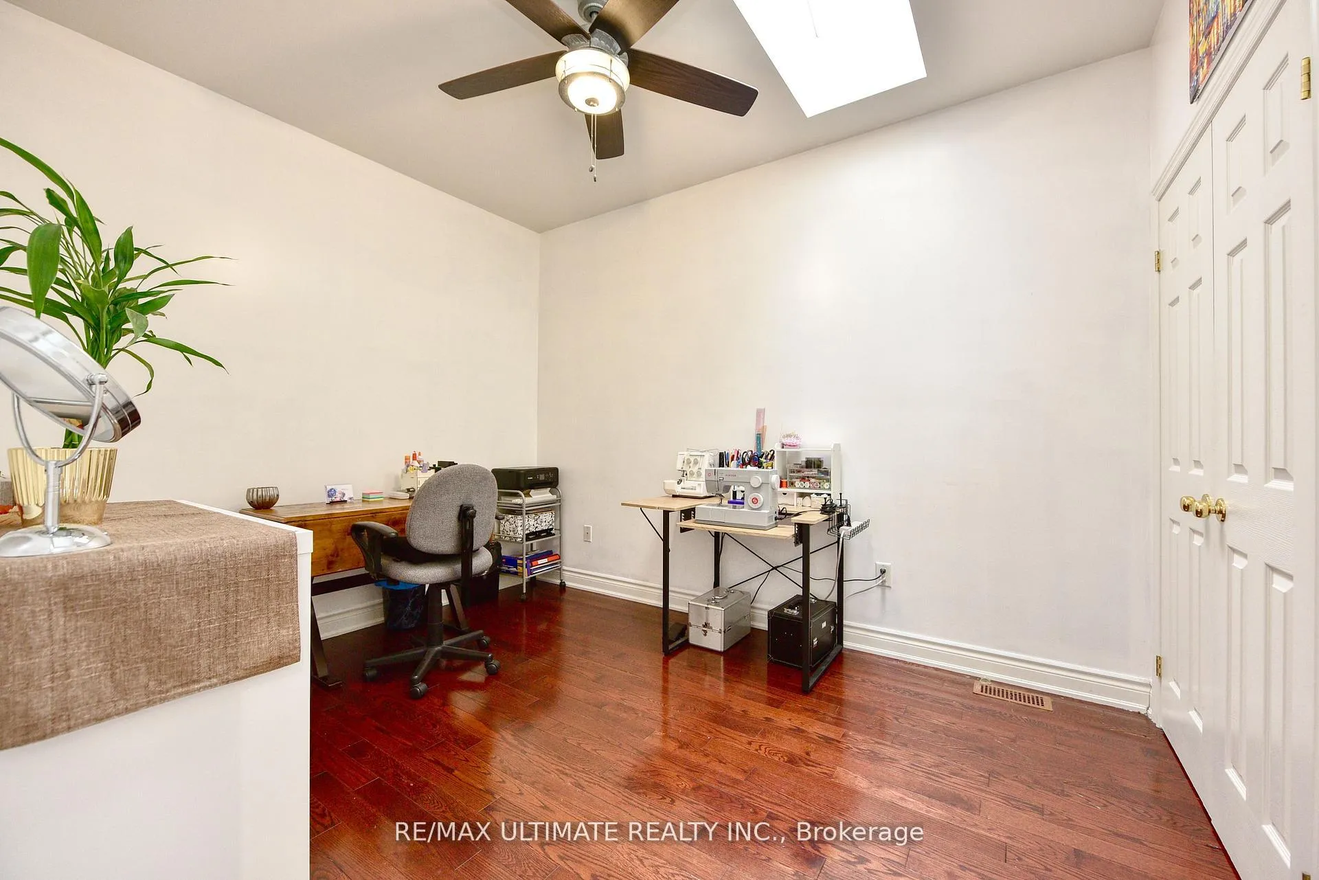 Photo 21 of 227 Earlscourt Avenue, Toronto, Caledonia-Fairbank — HOMEH