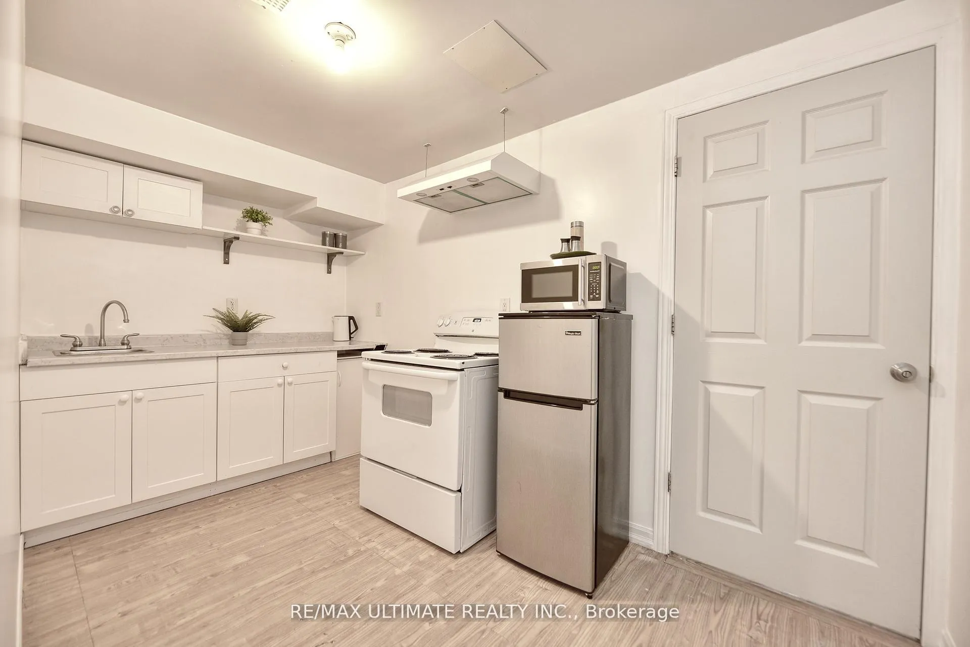Photo 25 of 227 Earlscourt Avenue, Toronto, Caledonia-Fairbank — HOMEH