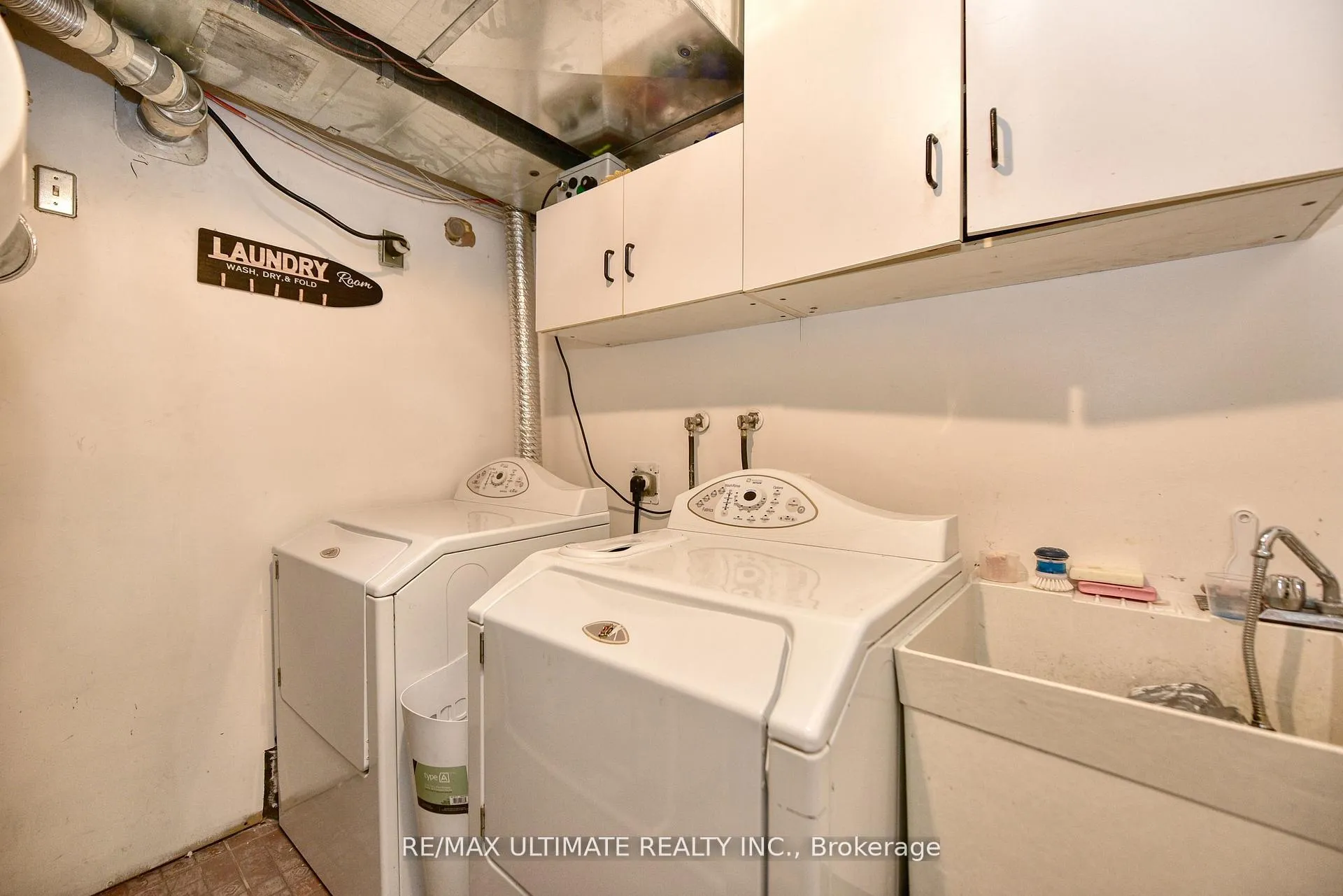 Photo 29 of 227 Earlscourt Avenue, Toronto, Caledonia-Fairbank — HOMEH