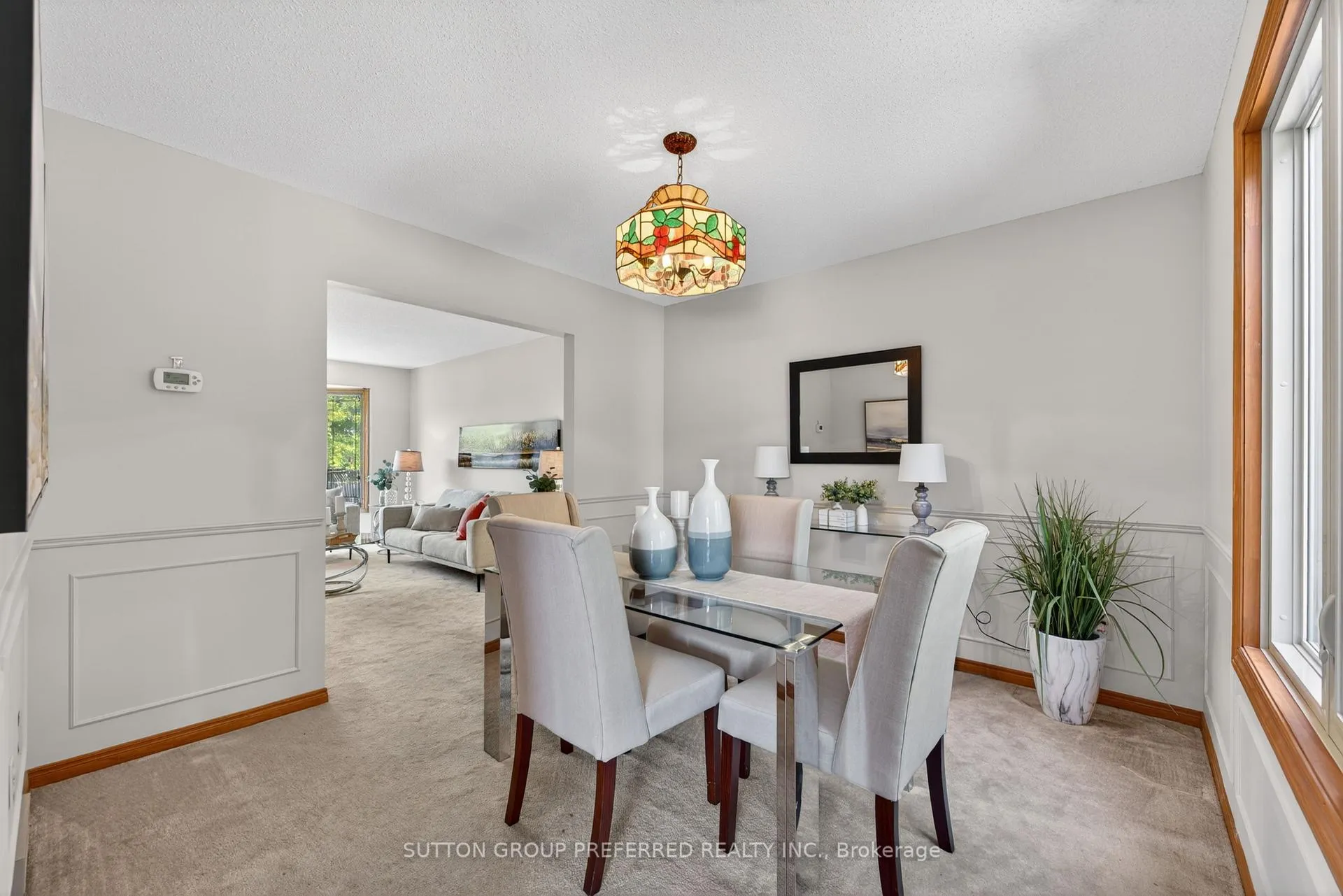 Photo 9 of 4 Golfview Crescent, London, South Q — HOMEH