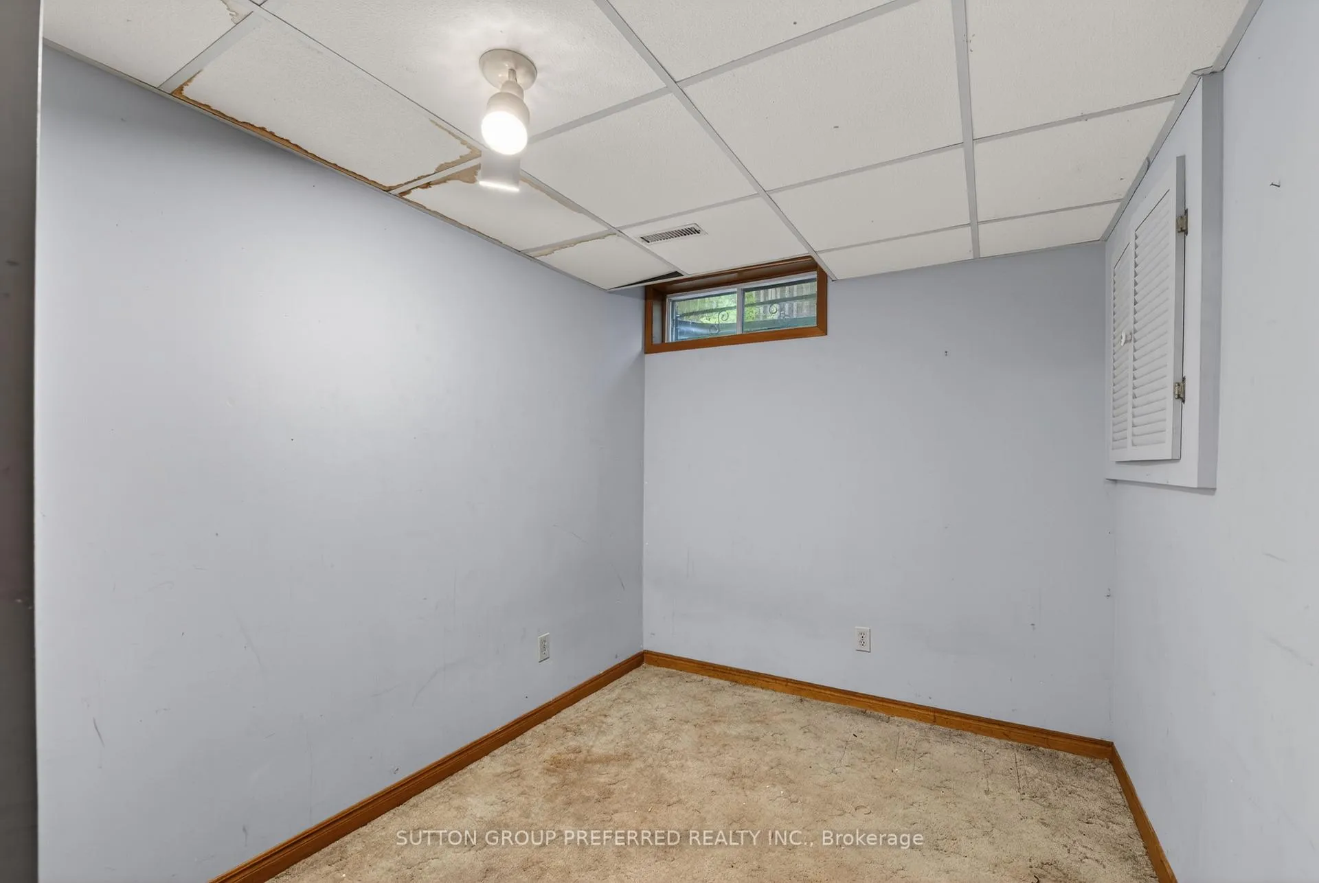 Photo 38 of 4 Golfview Crescent, London, South Q — HOMEH