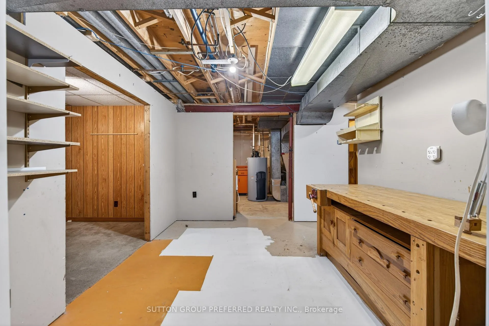 Photo 39 of 4 Golfview Crescent, London, South Q — HOMEH