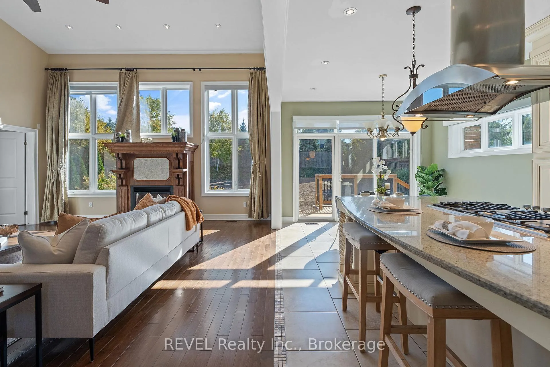 Photo 13 of 6718 Domenic Crescent, Niagara Falls, Stamford — HOMEH