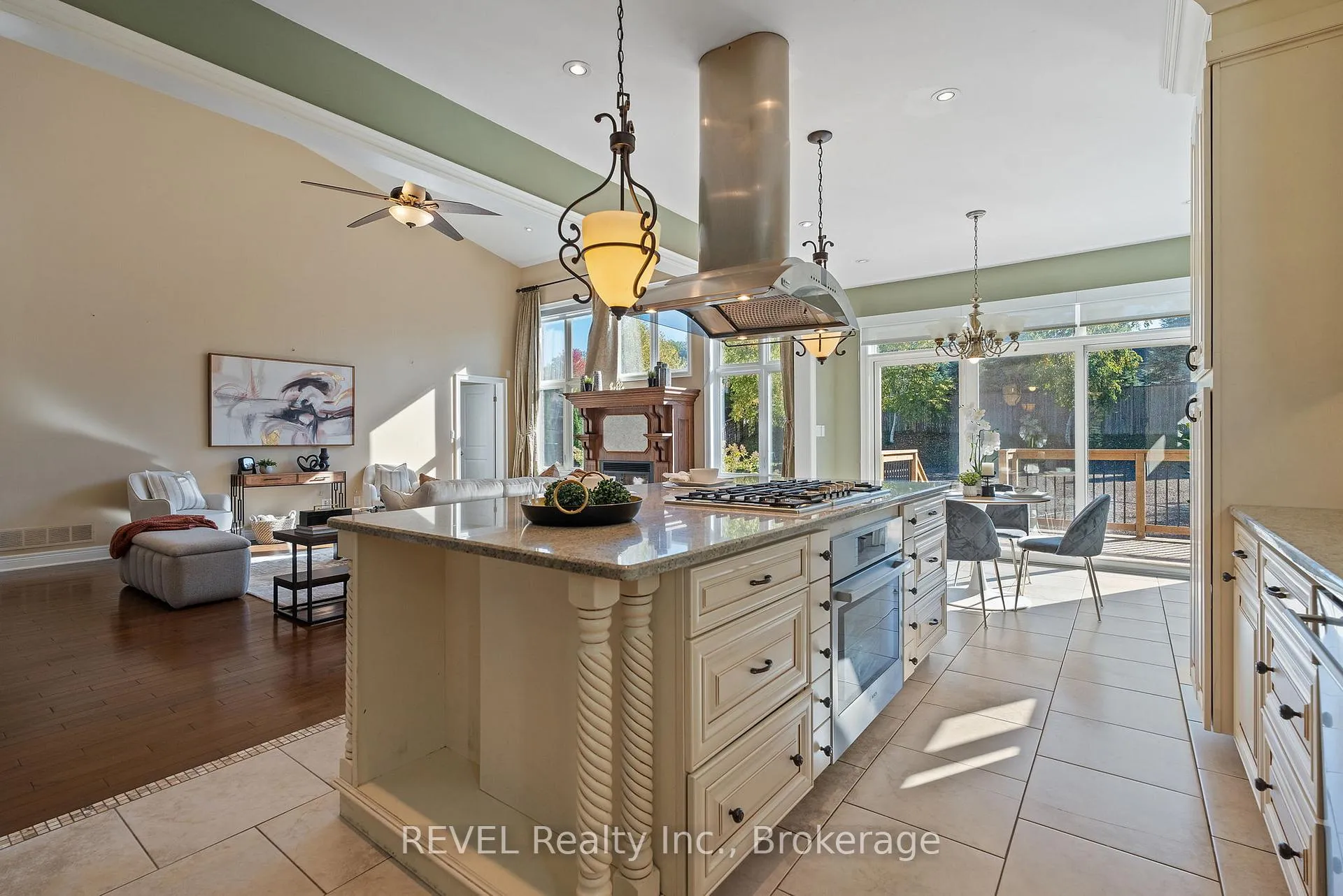 Photo 16 of 6718 Domenic Crescent, Niagara Falls, Stamford — HOMEH