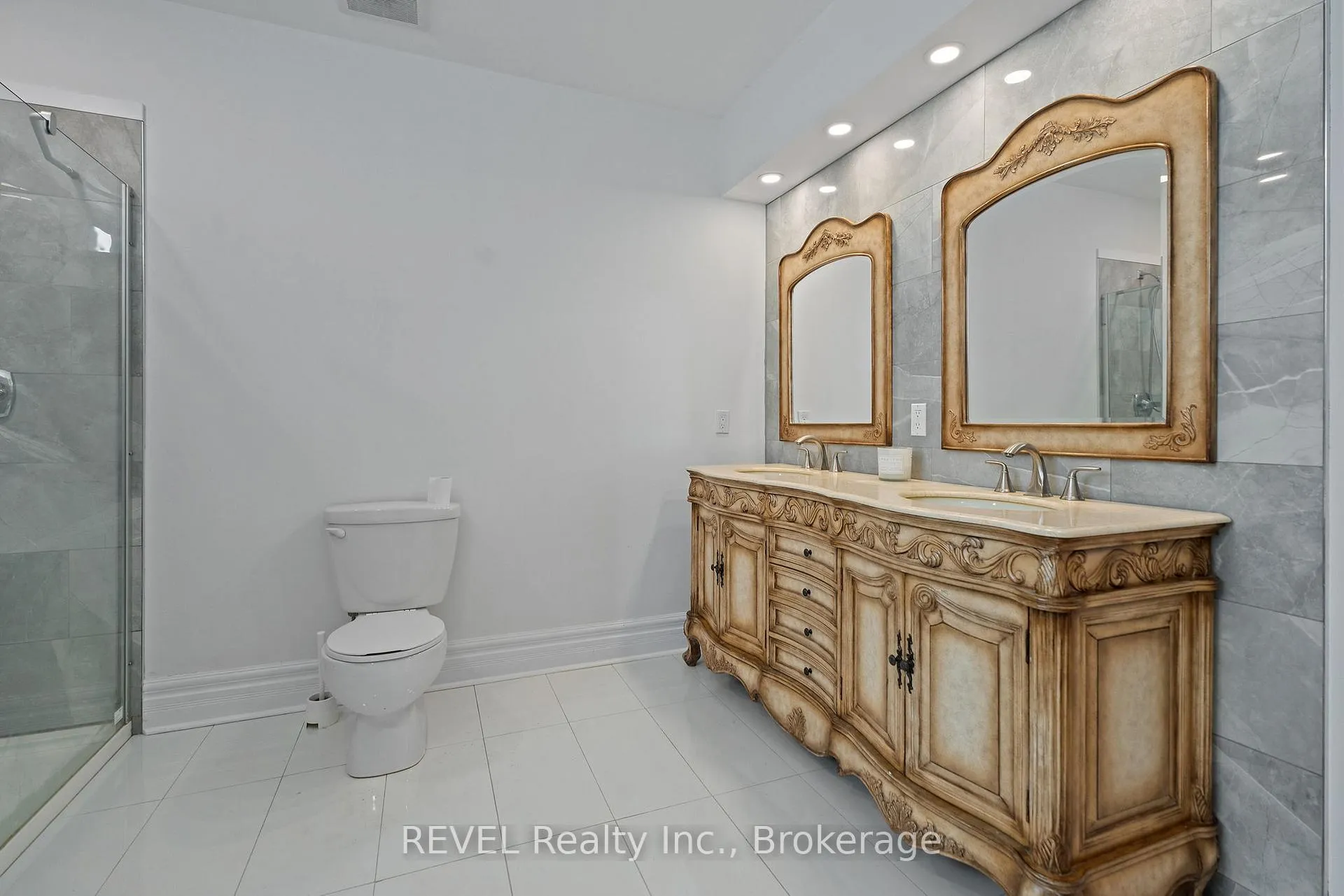 Photo 40 of 6718 Domenic Crescent, Niagara Falls, Stamford — HOMEH