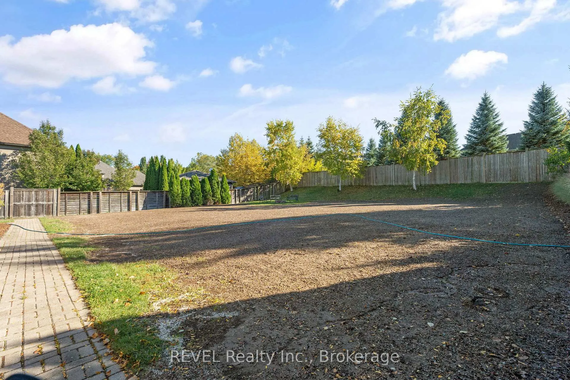 Photo 48 of 6718 Domenic Crescent, Niagara Falls, Stamford — HOMEH
