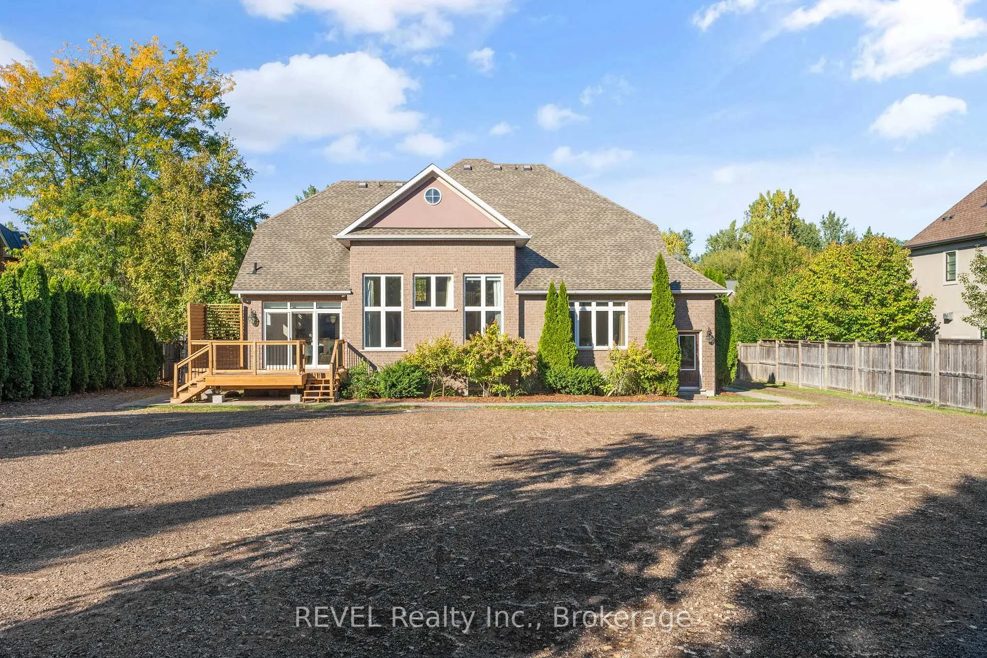 Photo 49 of 6718 Domenic Crescent, Niagara Falls, Stamford — HOMEH