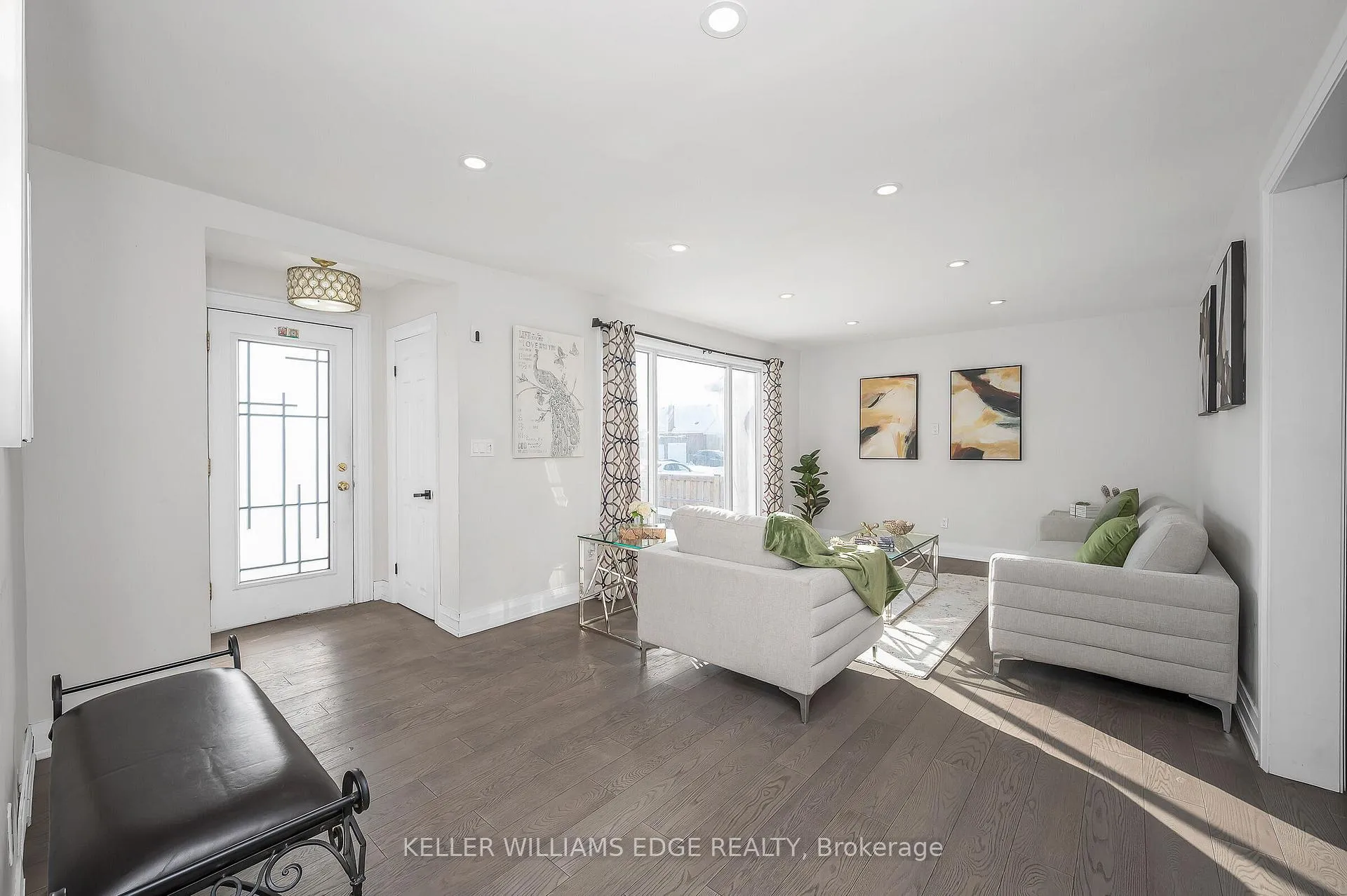 Photo 6 of 60 West 1st Street, Hamilton, Bonnington — HOMEH