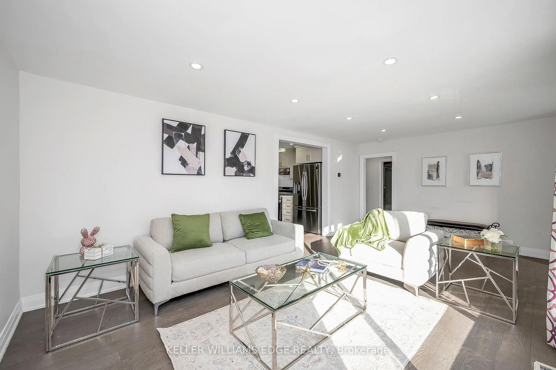 Photo 7 of 60 West 1st Street, Hamilton, Bonnington — HOMEH