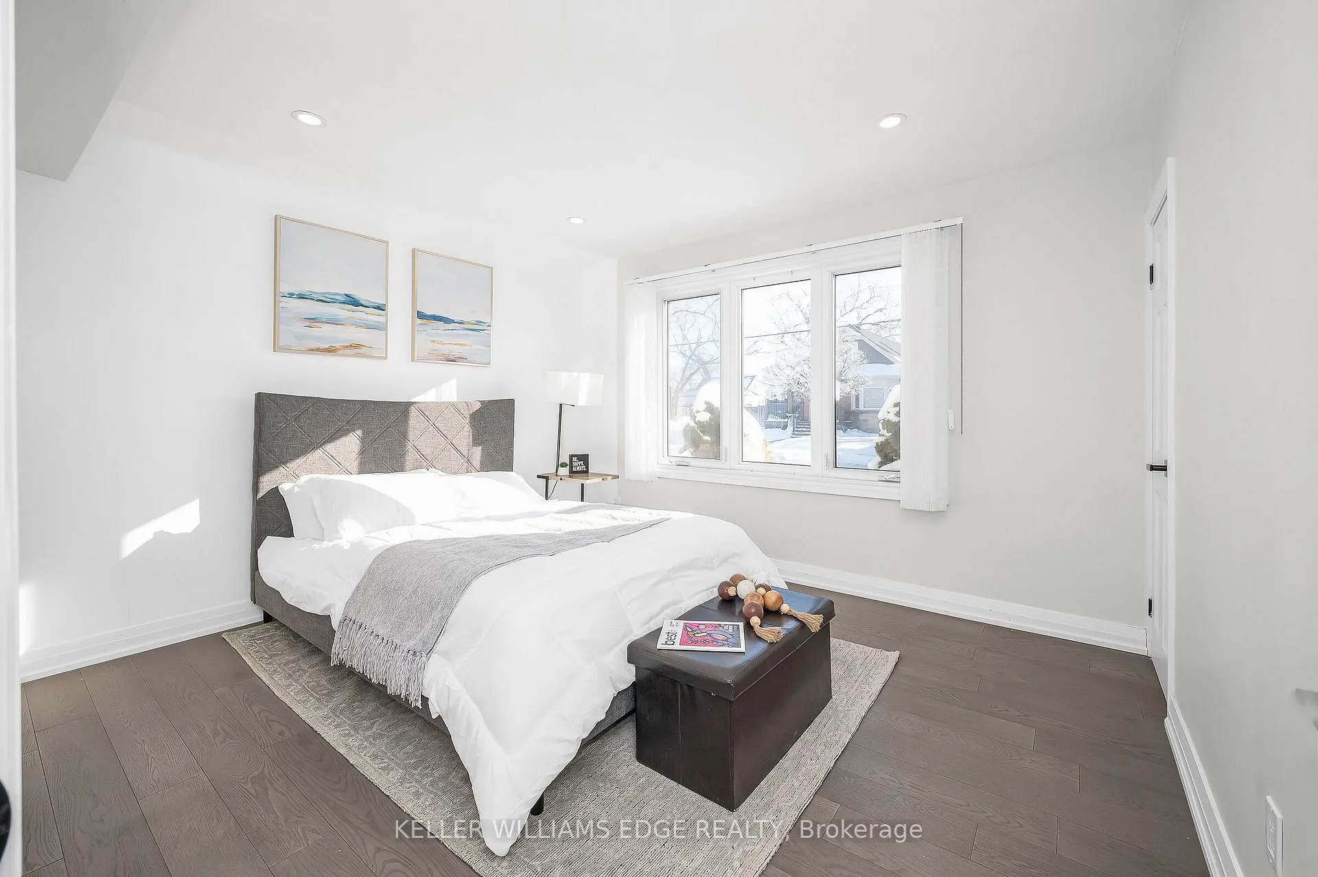 Photo 9 of 60 West 1st Street, Hamilton, Bonnington — HOMEH