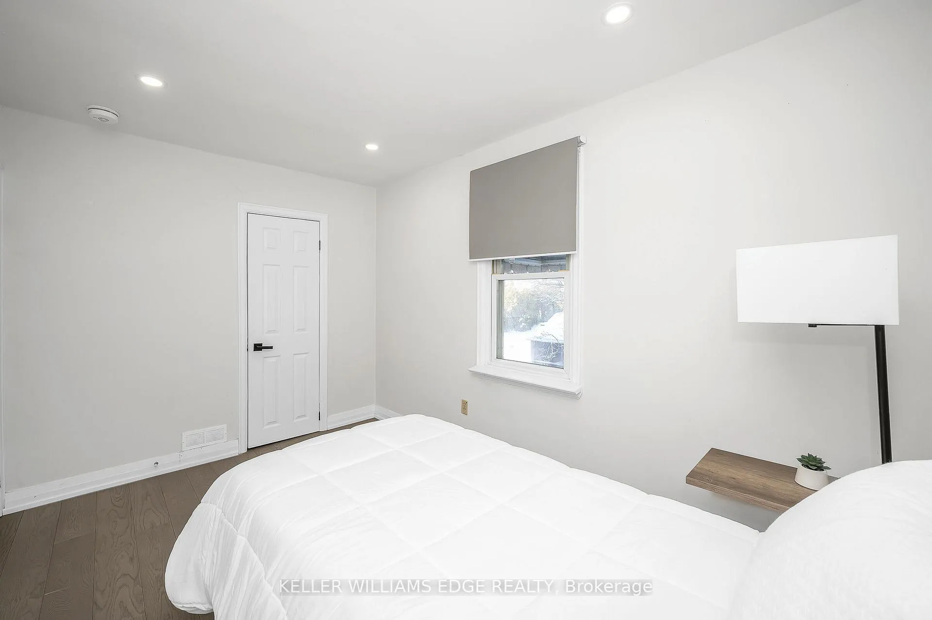 Photo 14 of 60 West 1st Street, Hamilton, Bonnington — HOMEH
