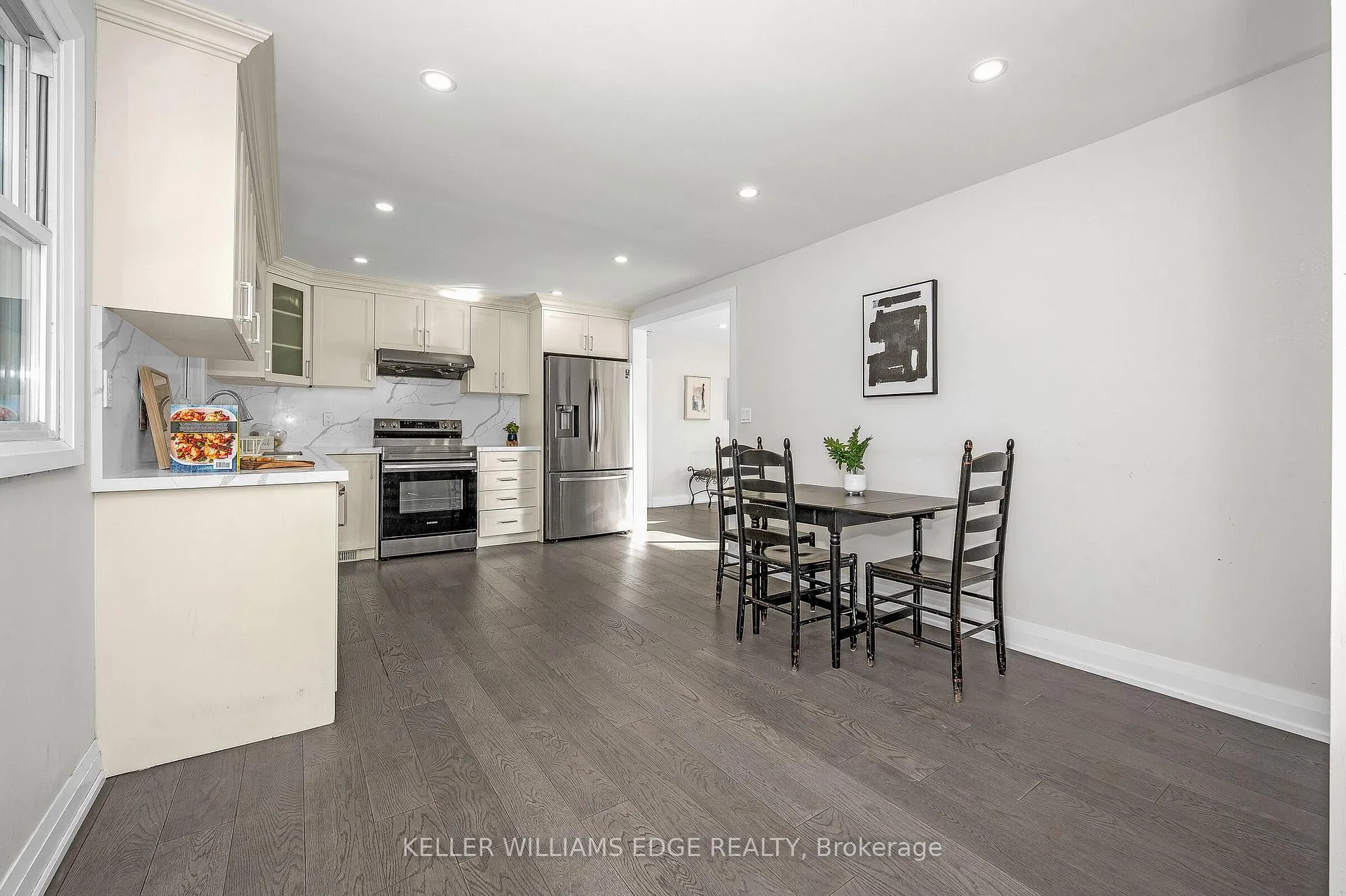 Photo 20 of 60 West 1st Street, Hamilton, Bonnington — HOMEH
