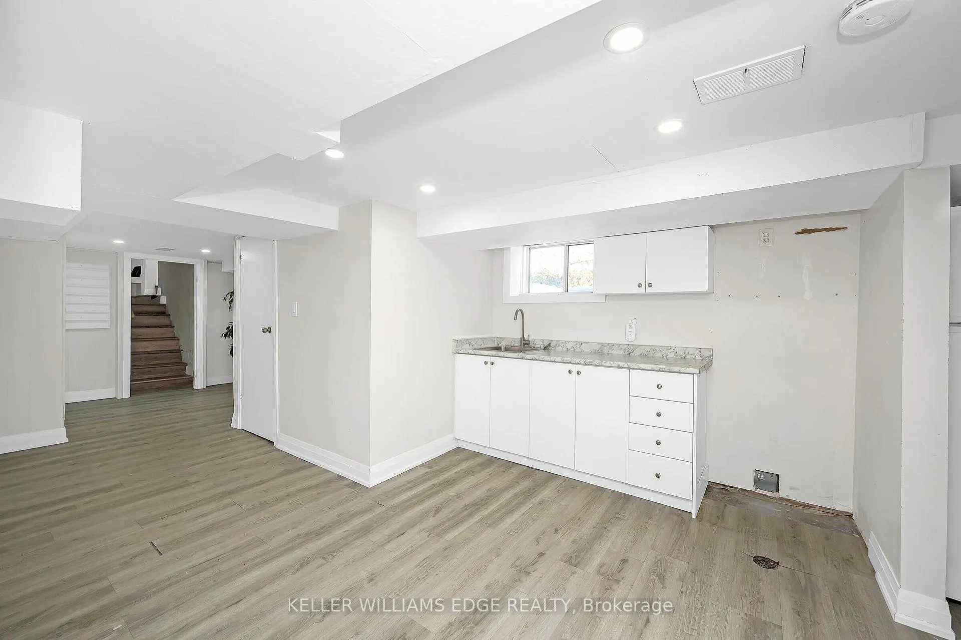Photo 31 of 60 West 1st Street, Hamilton, Bonnington — HOMEH