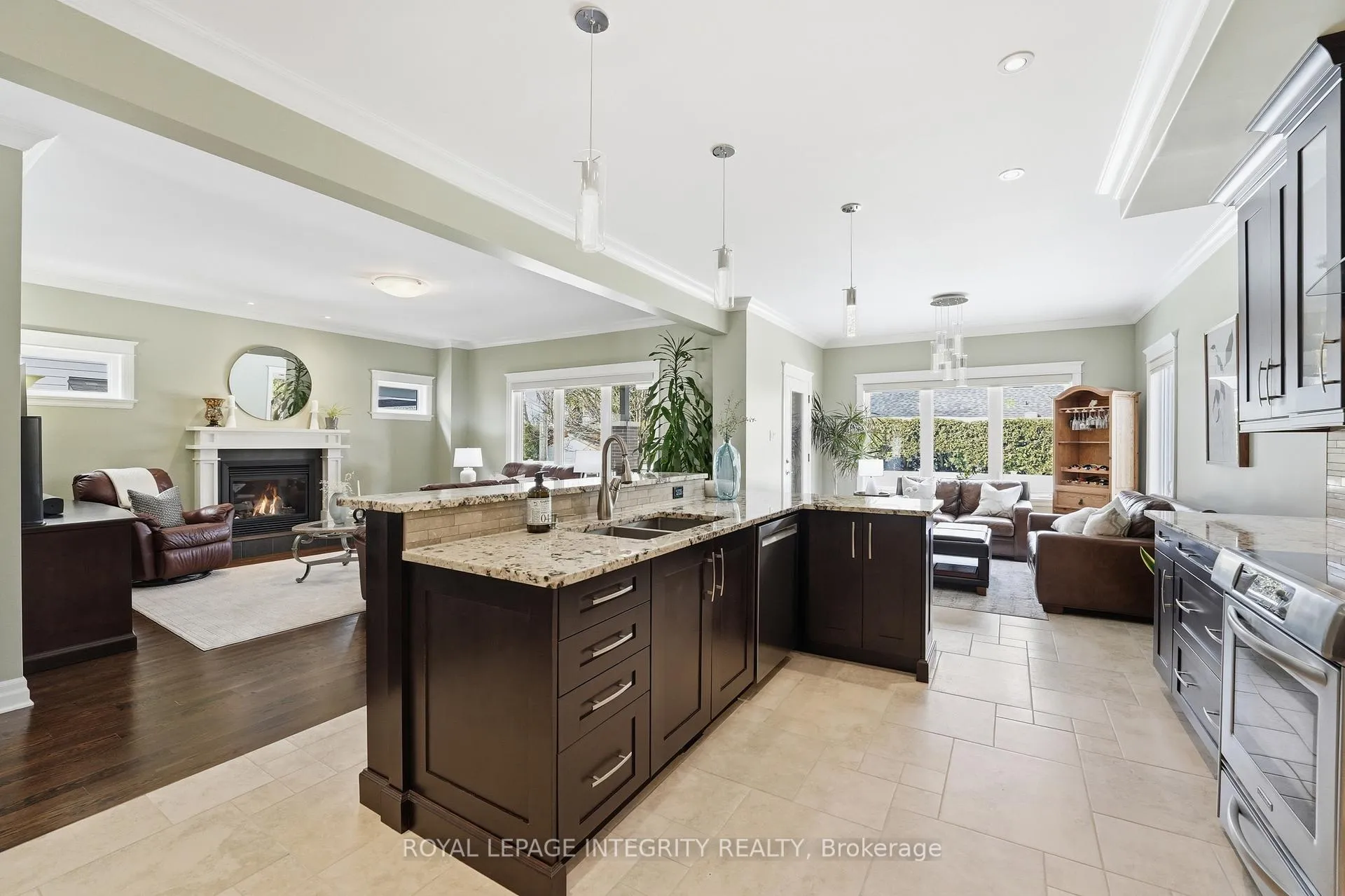 Photo 6 of 476 Ancaster Avenue, Ottawa, Woodroffe — HOMEH