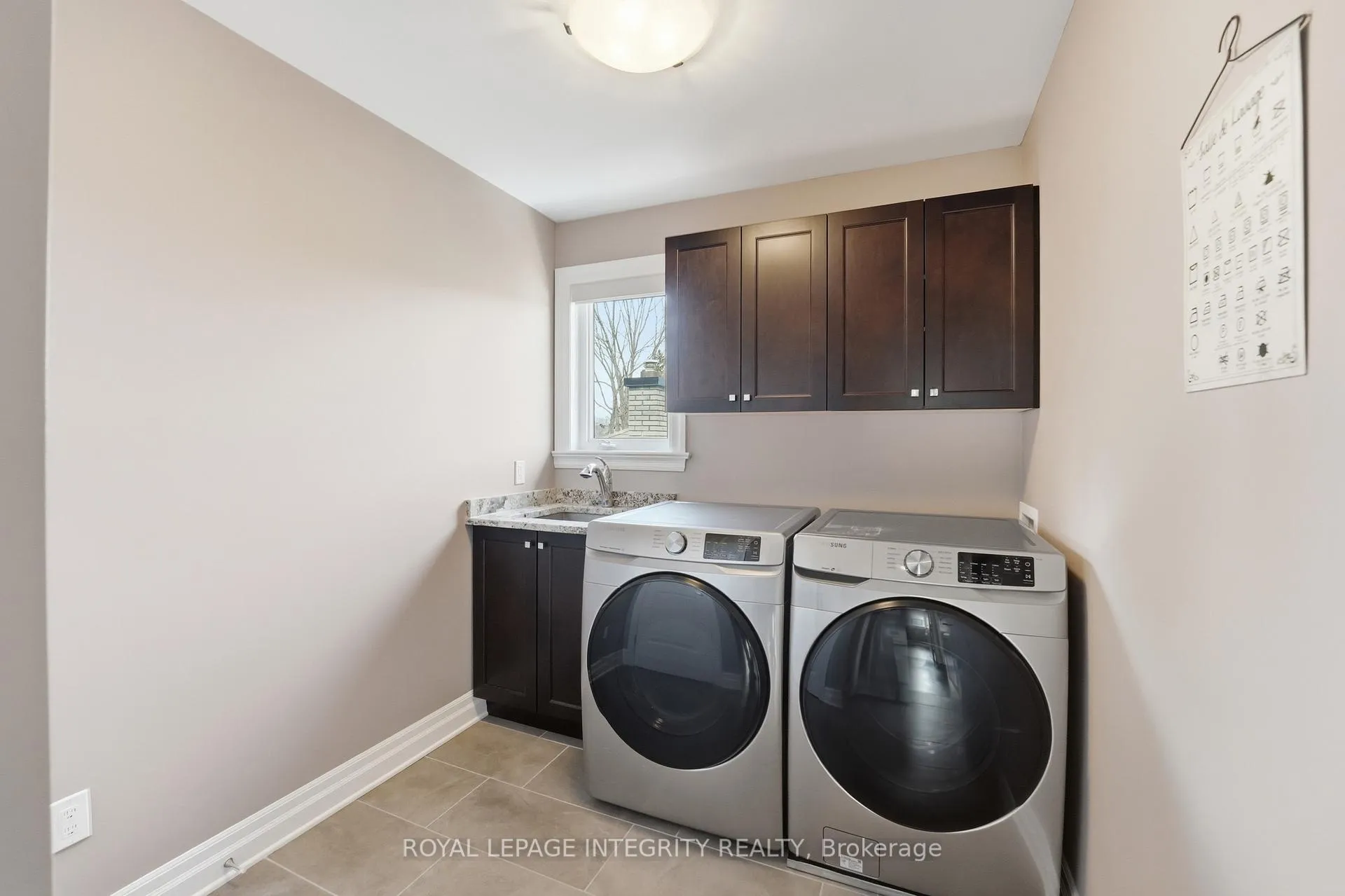 Photo 27 of 476 Ancaster Avenue, Ottawa, Woodroffe — HOMEH