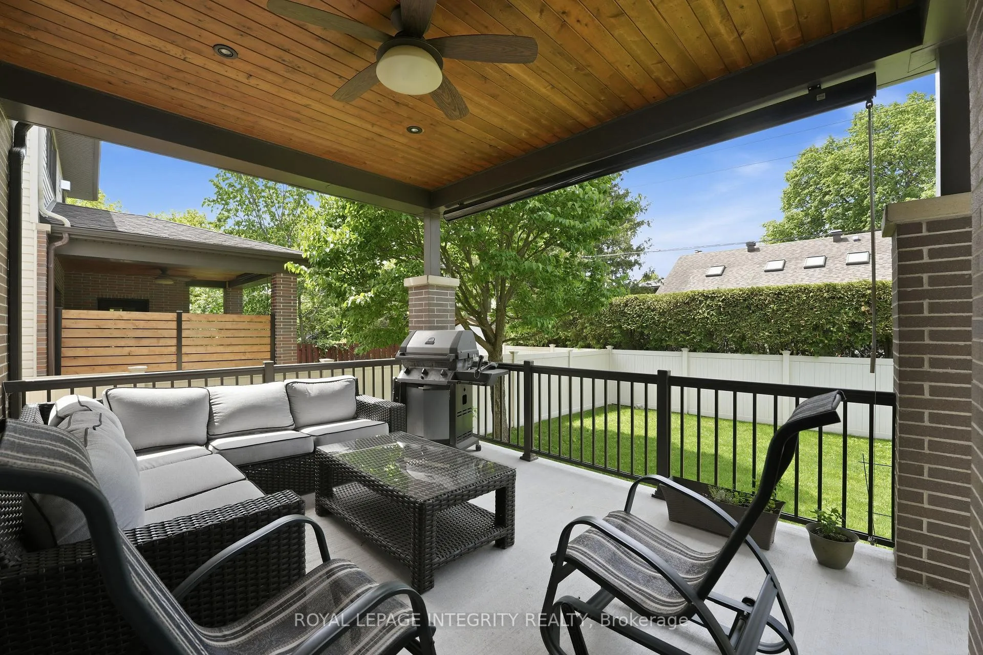 Photo 33 of 476 Ancaster Avenue, Ottawa, Woodroffe — HOMEH