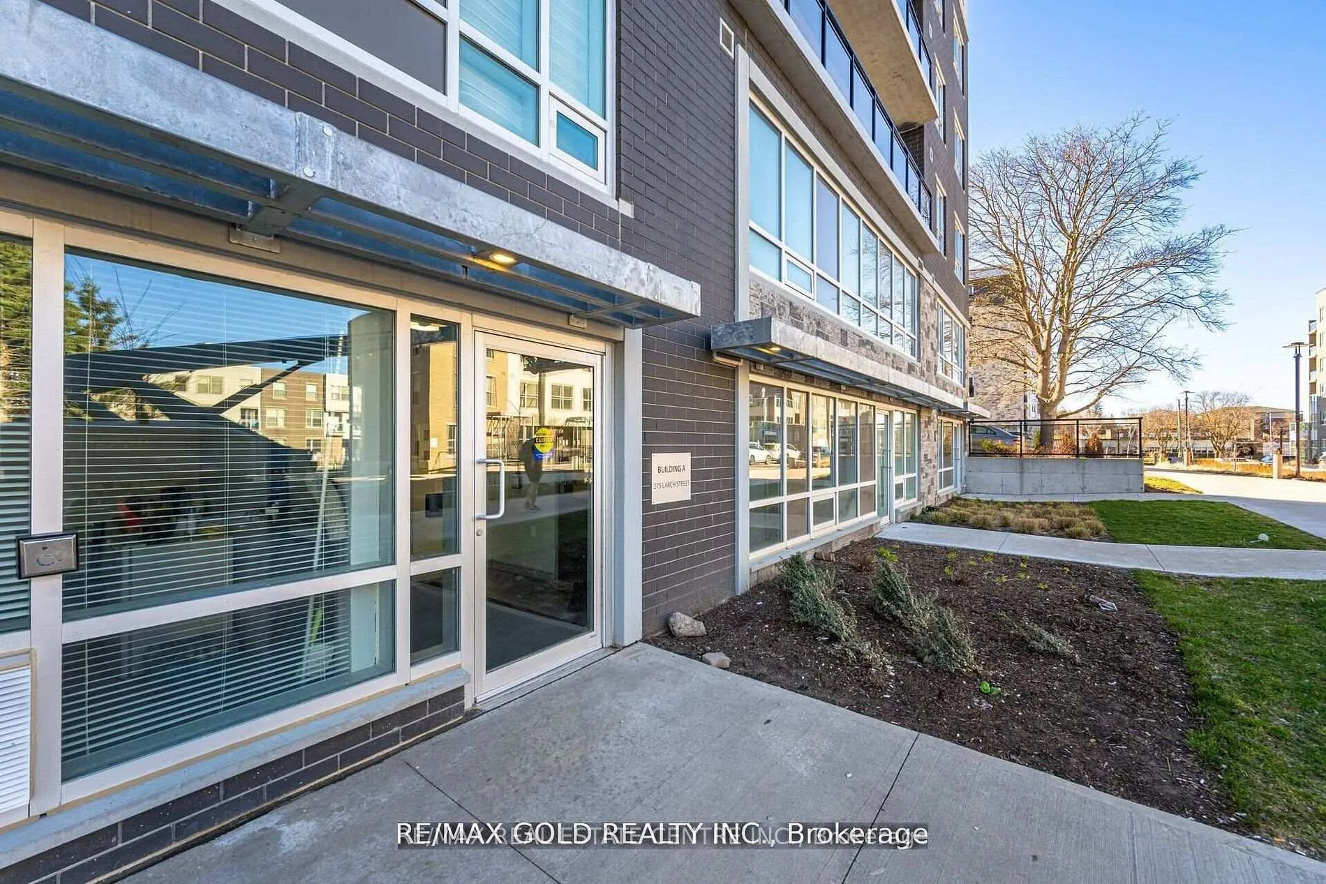 Photo 2 of Unit 111, 275F Larch Street, Waterloo, Beechwood/University — HOMEH