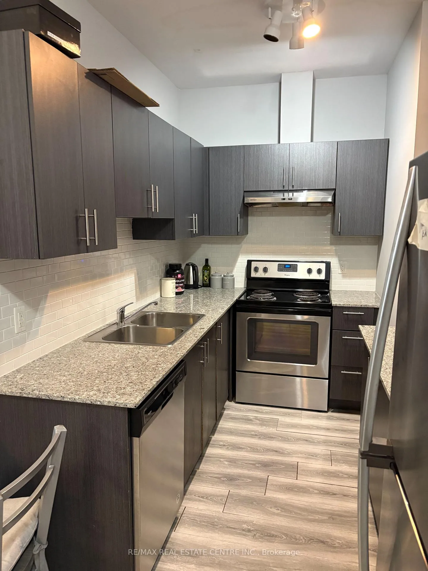 Photo 4 of Unit 111, 275F Larch Street, Waterloo, Beechwood/University — HOMEH
