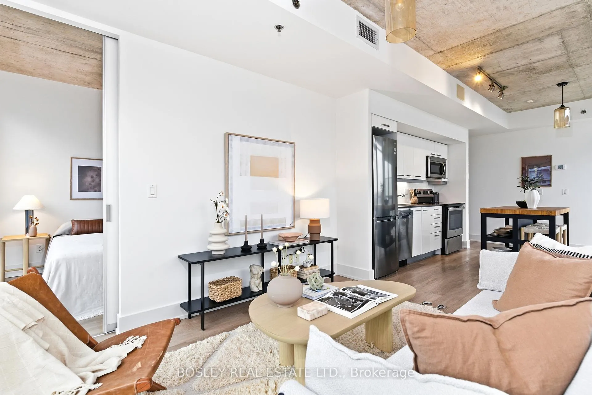 Photo 4 of Unit 708, 630 Queen Street E, Toronto, South Riverdale — HOMEH