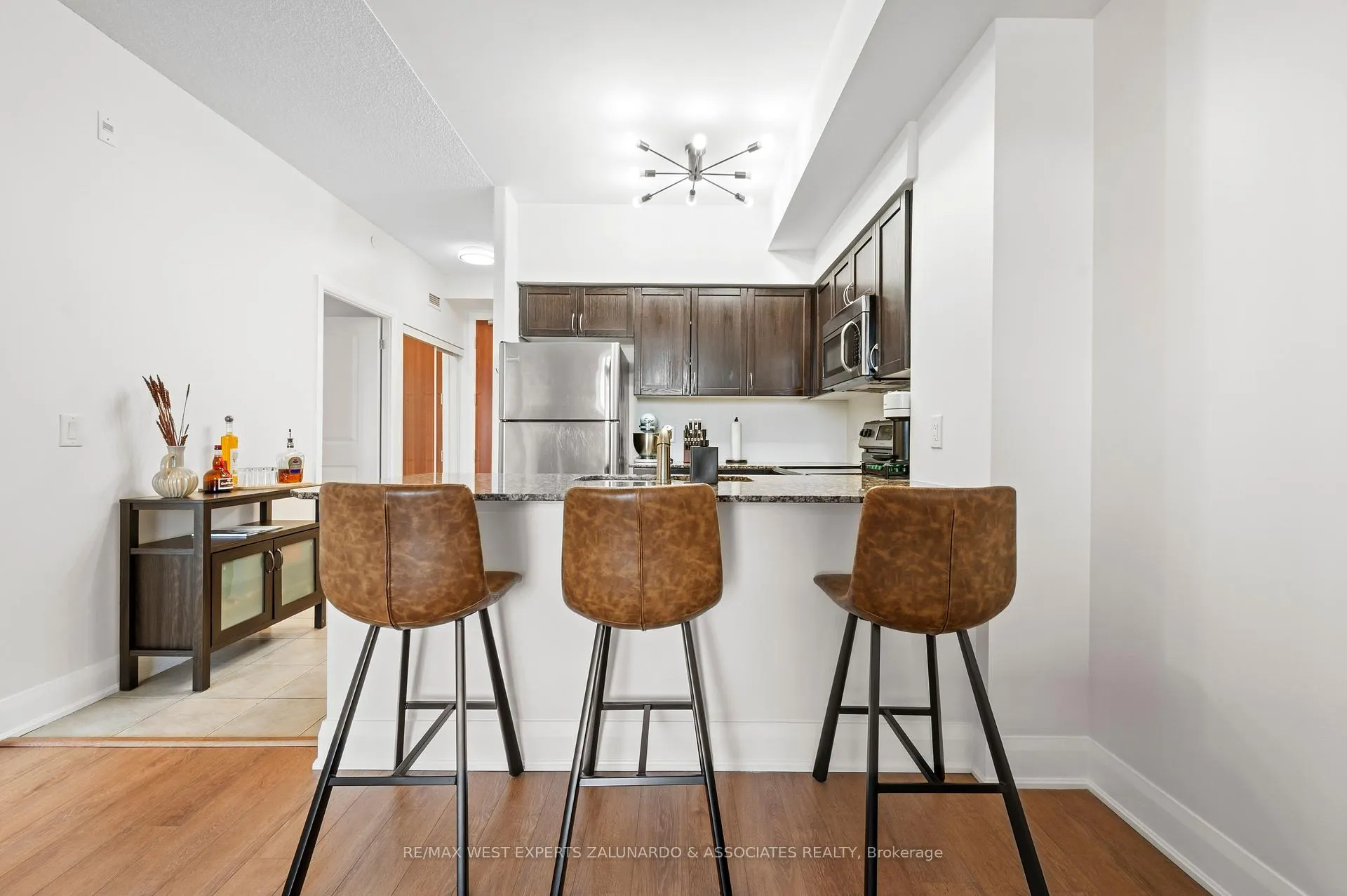 Photo 13 of Unit 412, 4700 Highway 7 Road, Vaughan, East Woodbridge — HOMEH