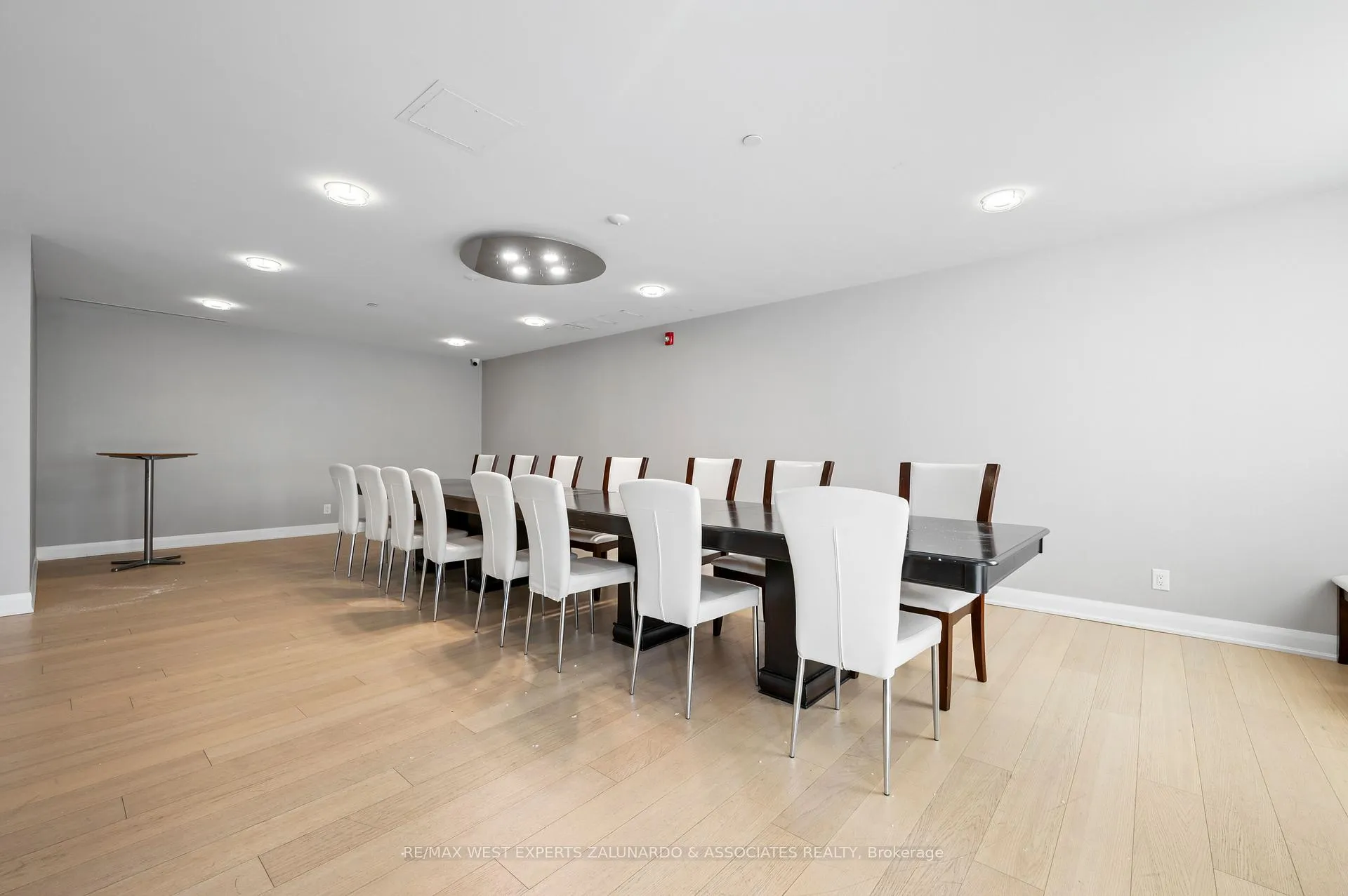 Photo 37 of Unit 412, 4700 Highway 7 Road, Vaughan, East Woodbridge — HOMEH