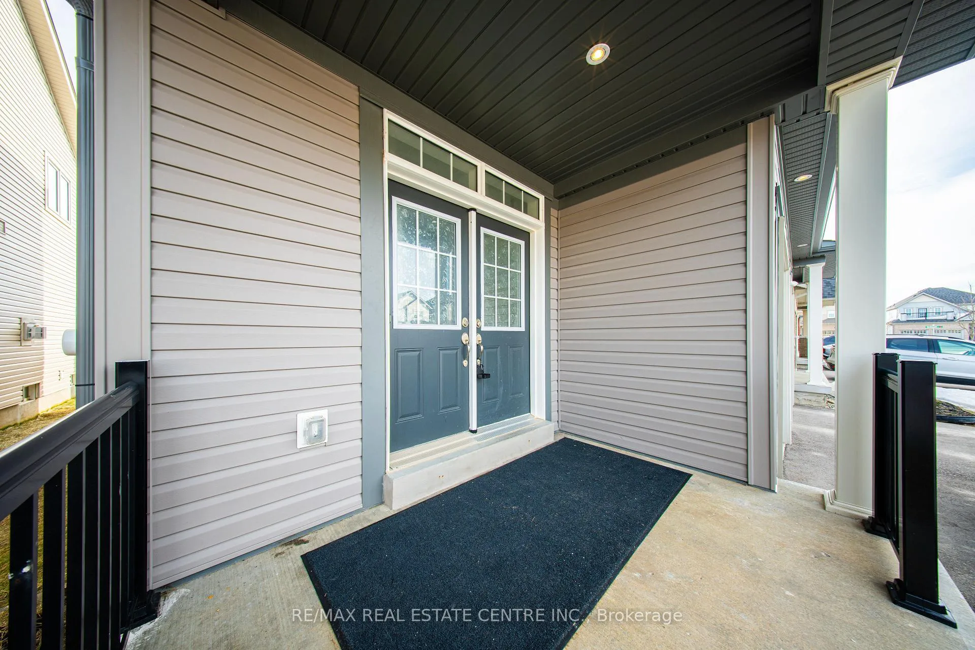 Photo 4 of 524 Brooks Street, Shelburne — HOMEH