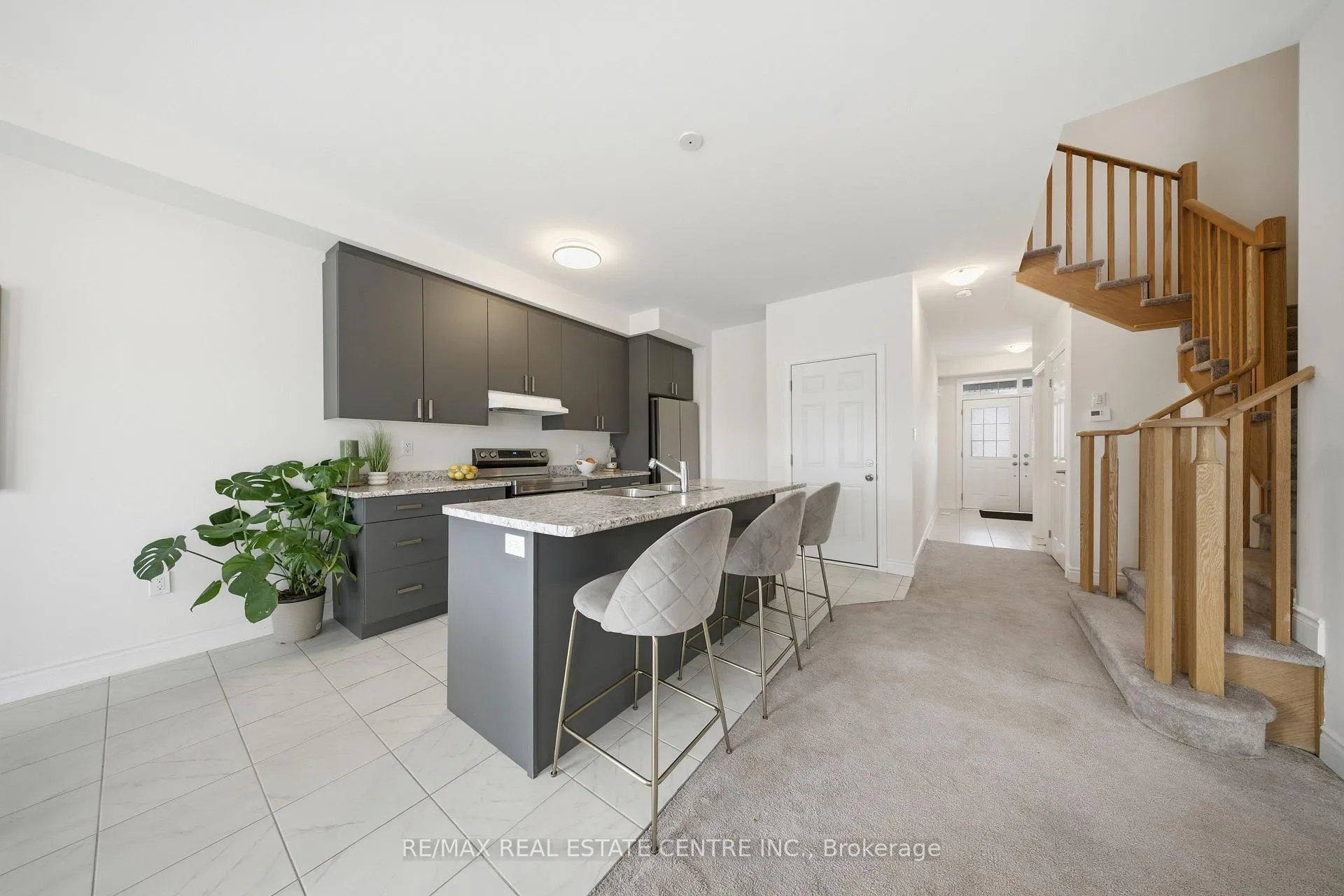 Photo 11 of 524 Brooks Street, Shelburne — HOMEH