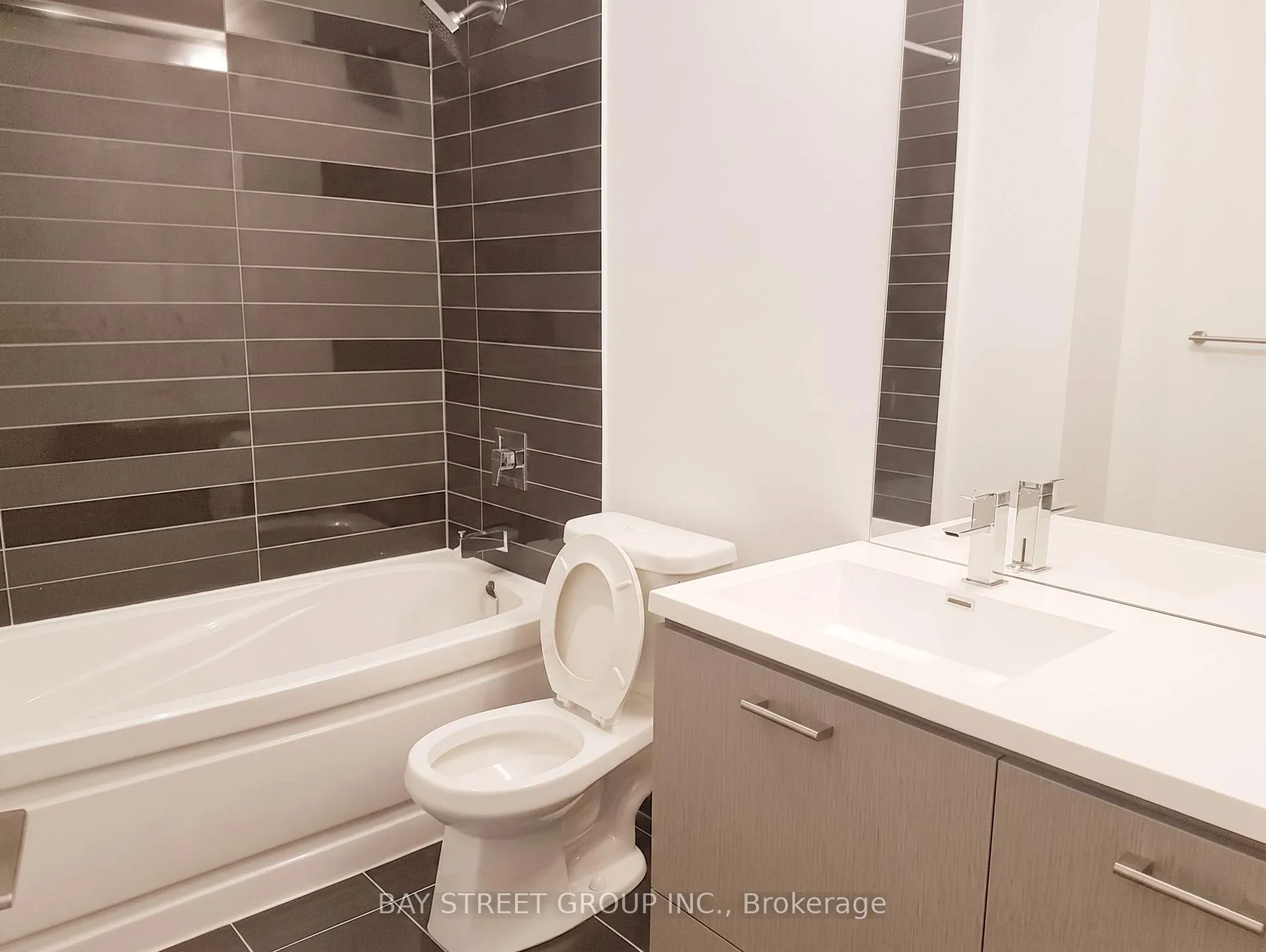 Photo 5 of Unit 3201, 87 Peter Street, Toronto, Waterfront Communities — HOMEH