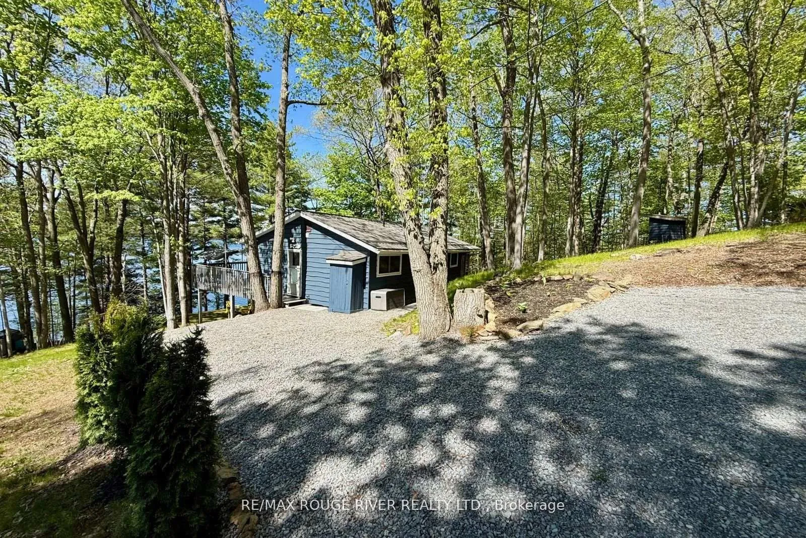Photo 3 of 1784A Opeongo Point Road, Frontenac, Frontenac Centre — HOMEH