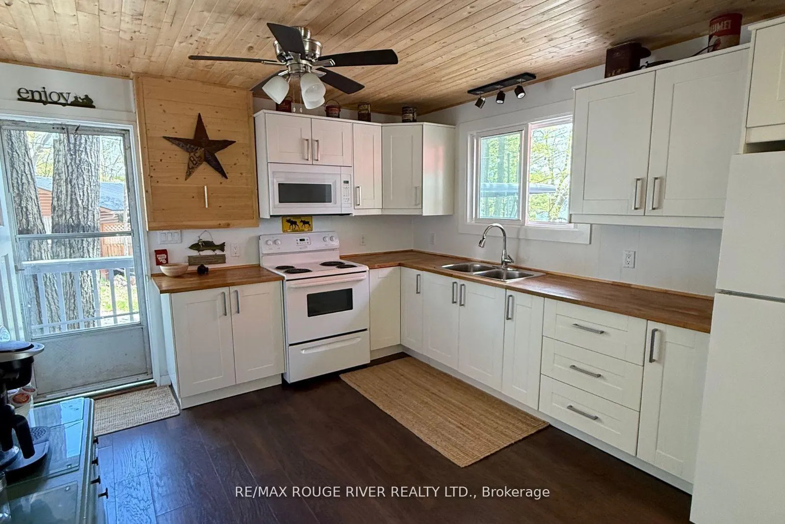 Photo 14 of 1784A Opeongo Point Road, Frontenac, Frontenac Centre — HOMEH