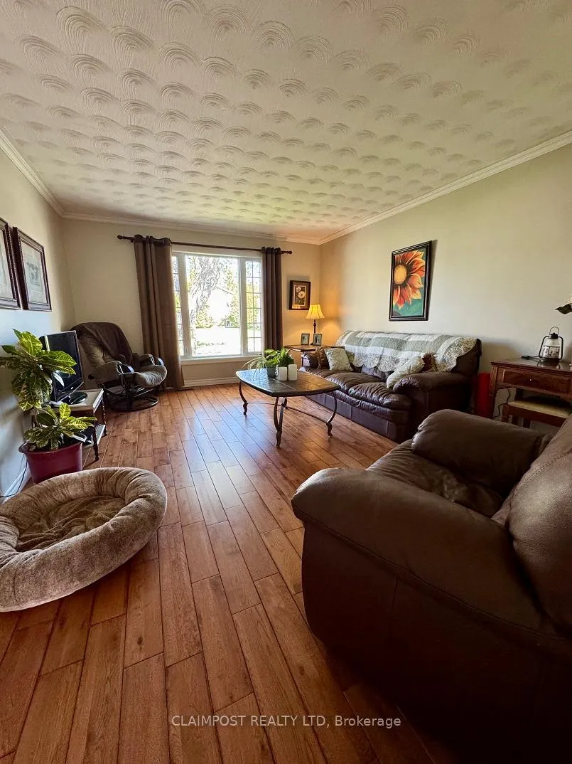 Photo 4 of 141 Rose Marie Crescent, Timmins, TNW - Riverpark — HOMEH