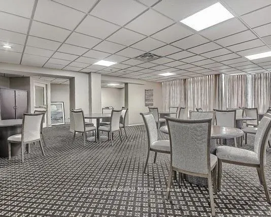 Photo 5 of Unit 302, 7300 Yonge Street, Vaughan, Crestwood-Springfarm-Yorkhill — HOMEH