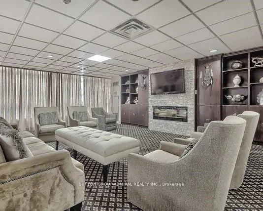 Photo 6 of Unit 302, 7300 Yonge Street, Vaughan, Crestwood-Springfarm-Yorkhill — HOMEH