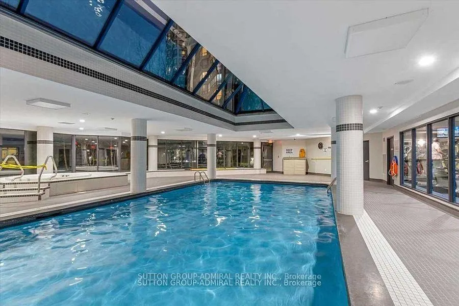 Photo 7 of Unit 302, 7300 Yonge Street, Vaughan, Crestwood-Springfarm-Yorkhill — HOMEH