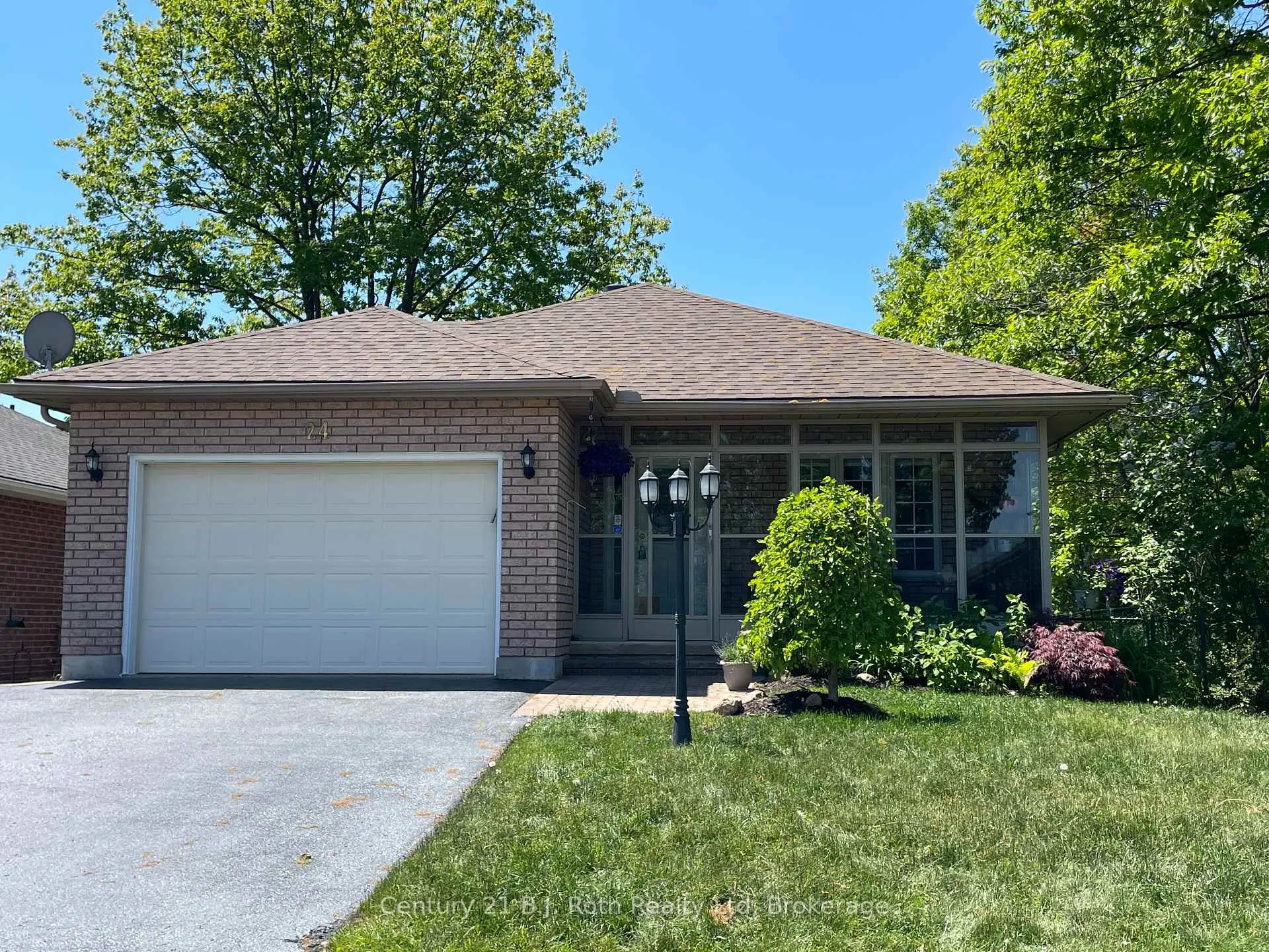 Photo 1 of 24 Marchand Drive, Penetanguishene — HOMEH