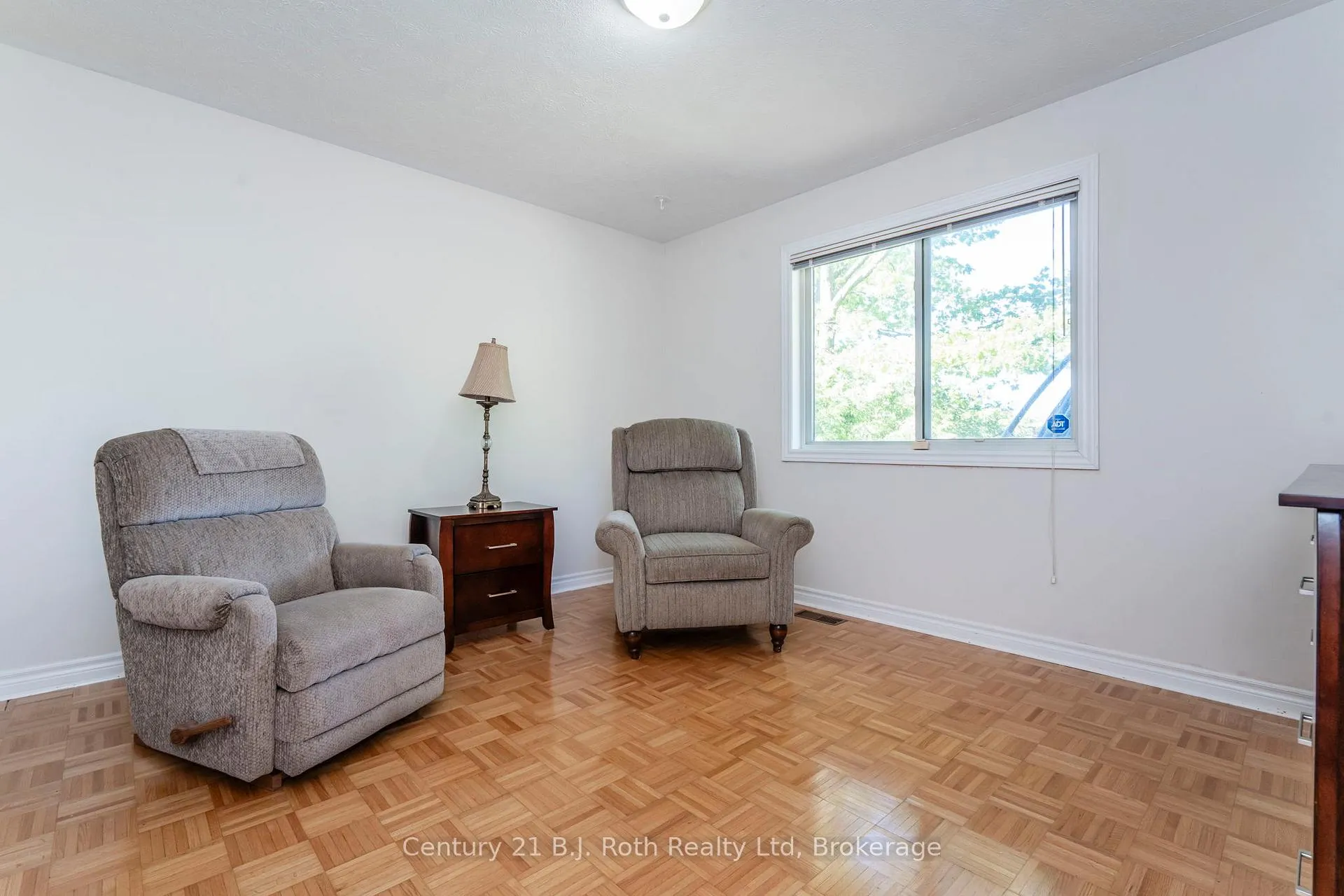 Photo 10 of 24 Marchand Drive, Penetanguishene — HOMEH