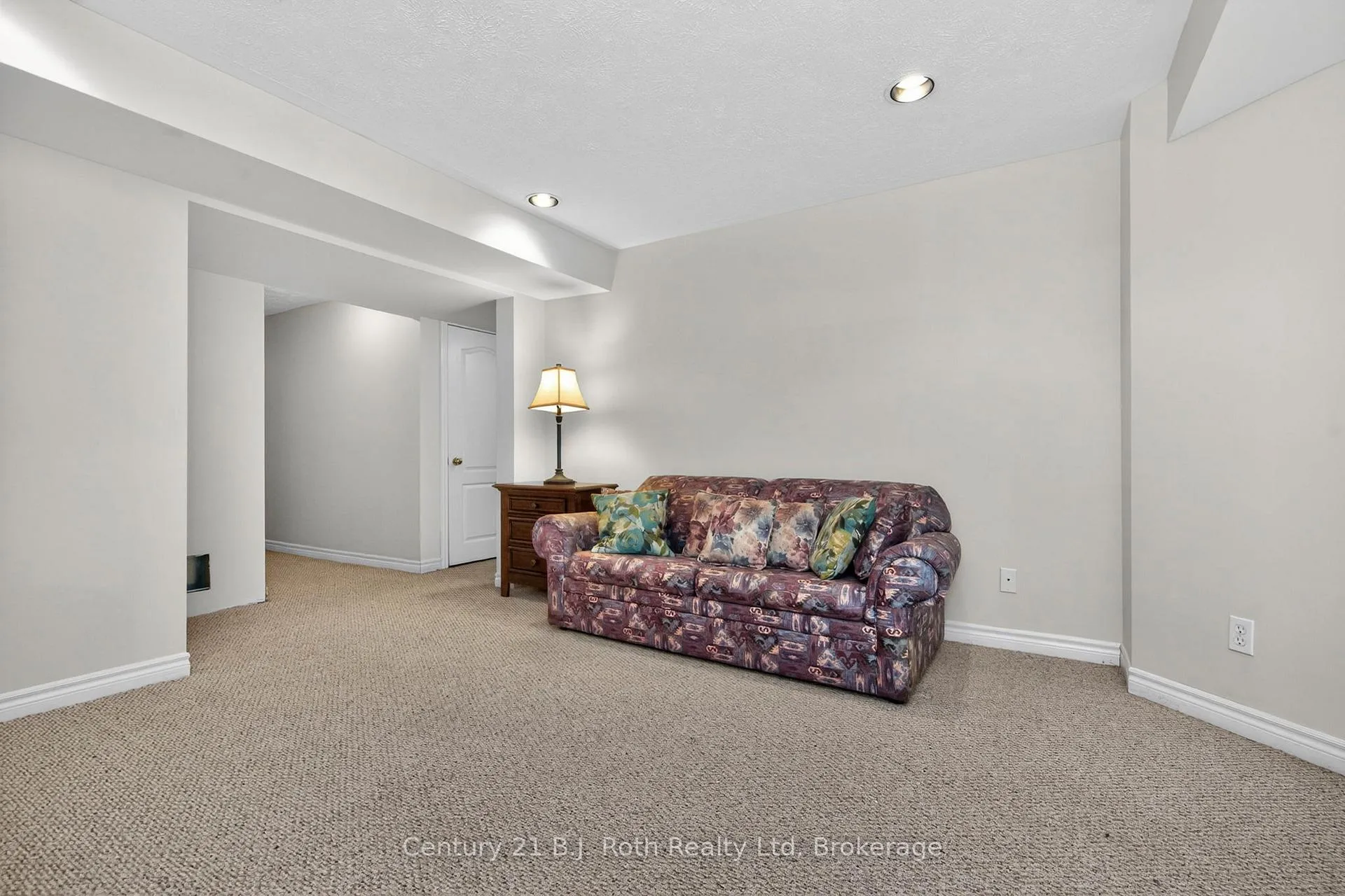 Photo 13 of 24 Marchand Drive, Penetanguishene — HOMEH