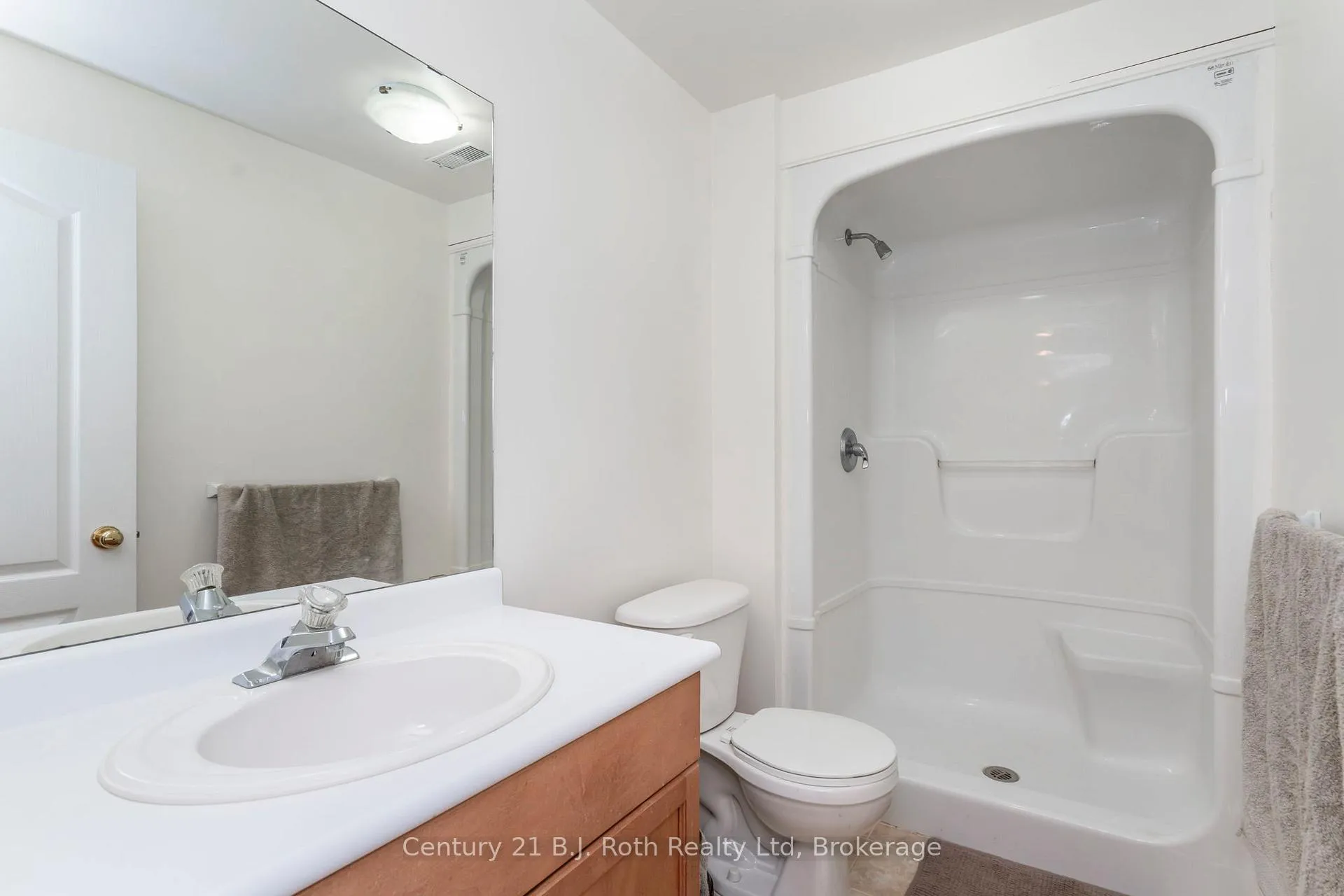 Photo 16 of 24 Marchand Drive, Penetanguishene — HOMEH