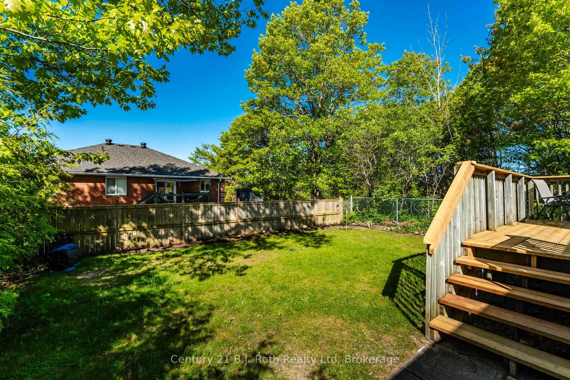 Photo 18 of 24 Marchand Drive, Penetanguishene — HOMEH
